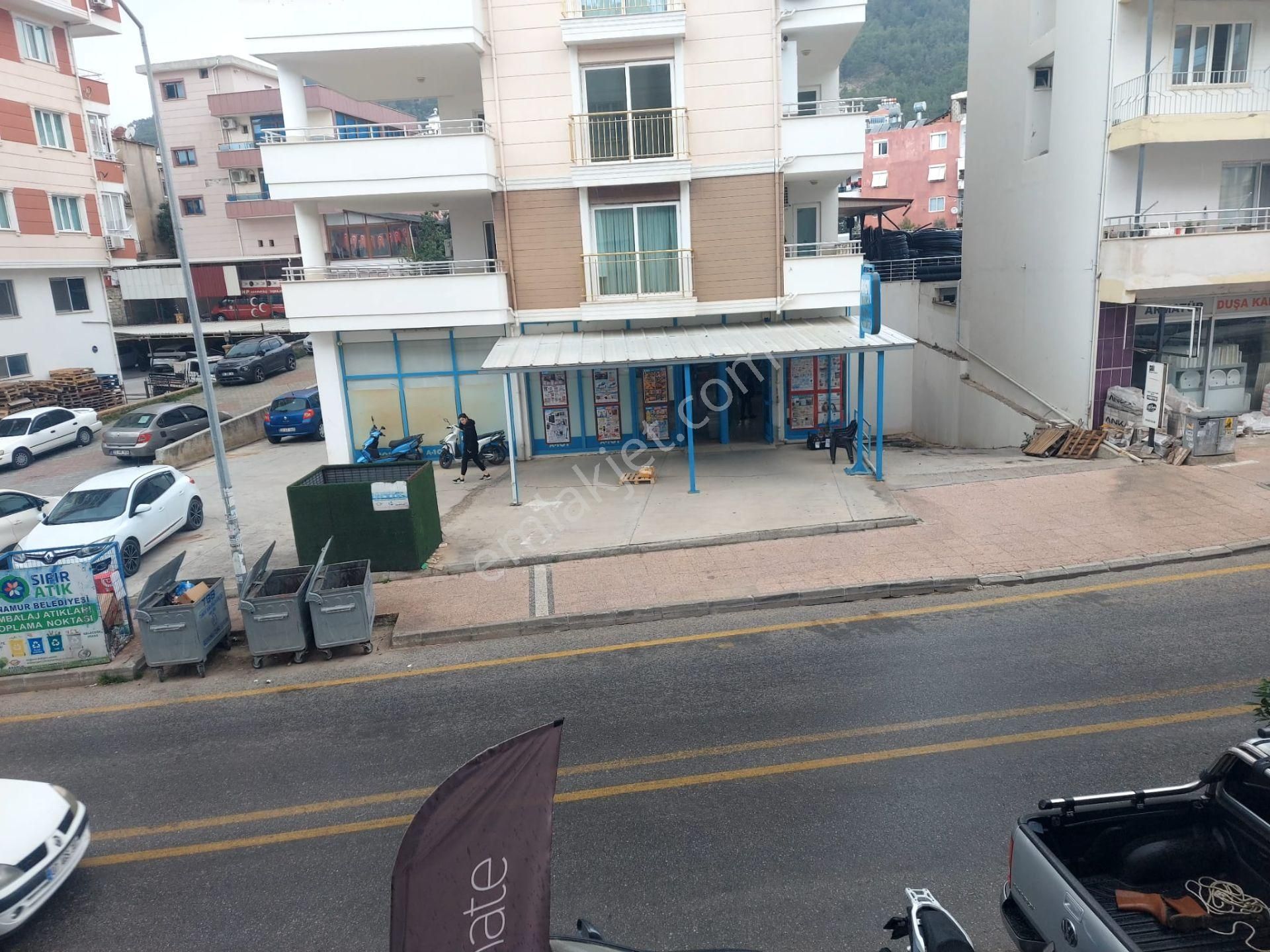 Anamur Akdeniz Caddesi Üzerinde Dükkan Üstü 1. Kat 3+1 Kiralık Daire - Görsel 24