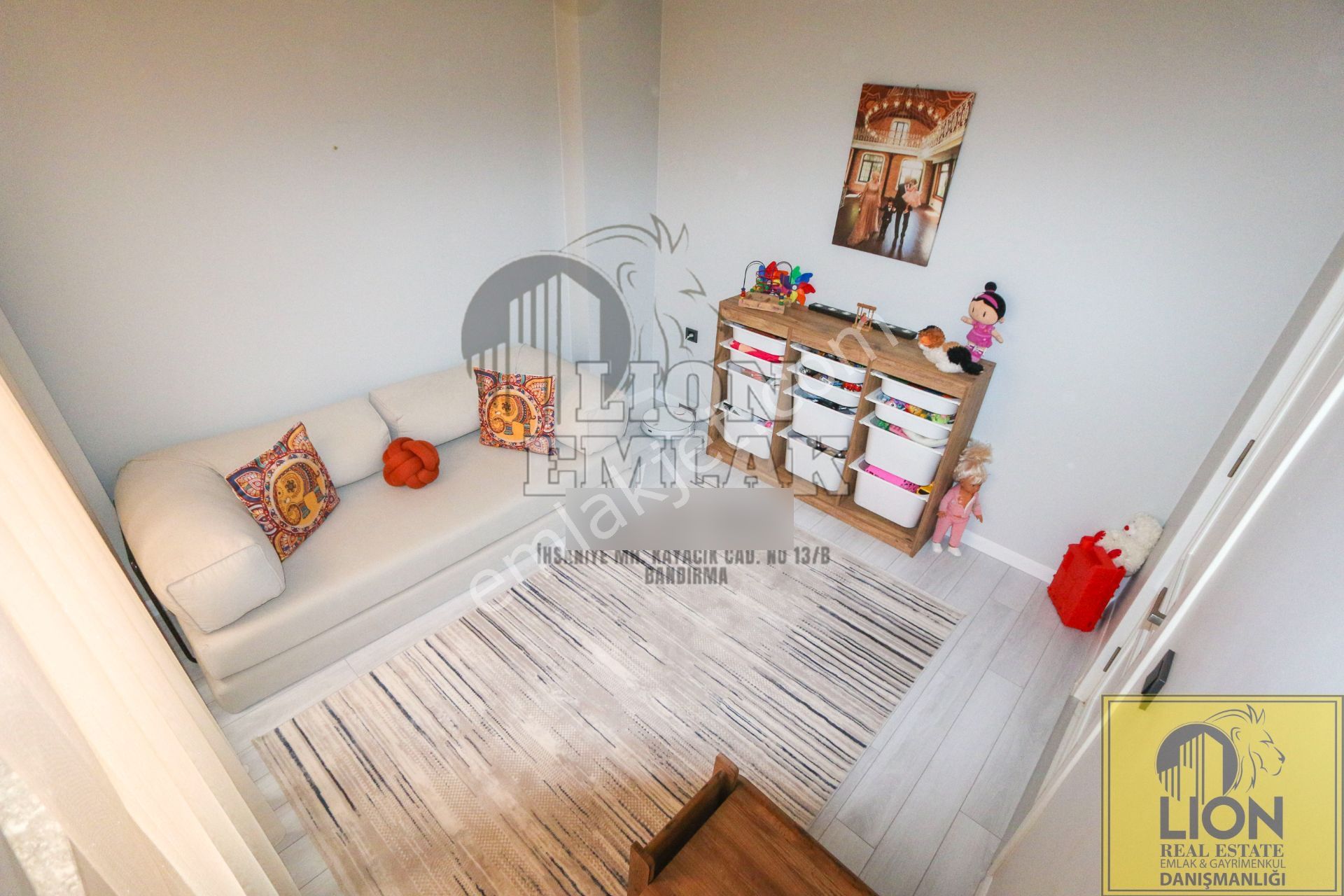 Lıon Emlak'tan İhsaniye'de İşlek Cadde Üzeri Luks Tasarım 3+1 Satılık Daire - Görsel 8