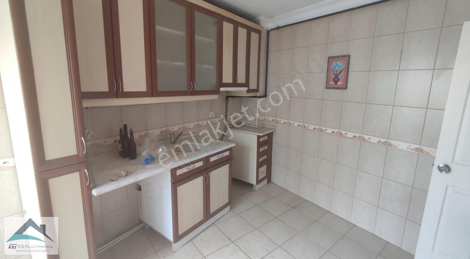 Dinçer Mahallesinde 2+1 Kapalı Mutfaklı Satılık Daire - Görsel 8