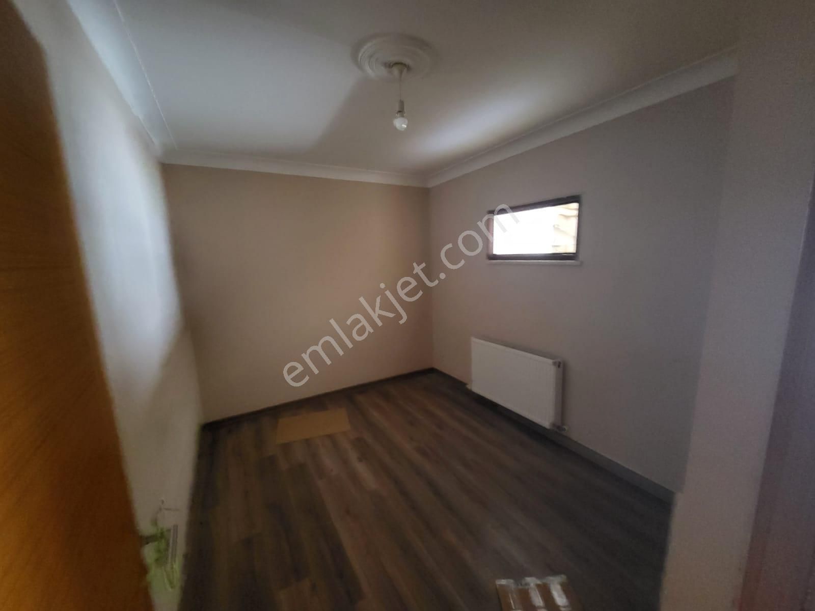 Anka'dan Üsküdar Bulgurlu'nun Tam Merkezinde Metroya Yakın 2+1 - Görsel 8