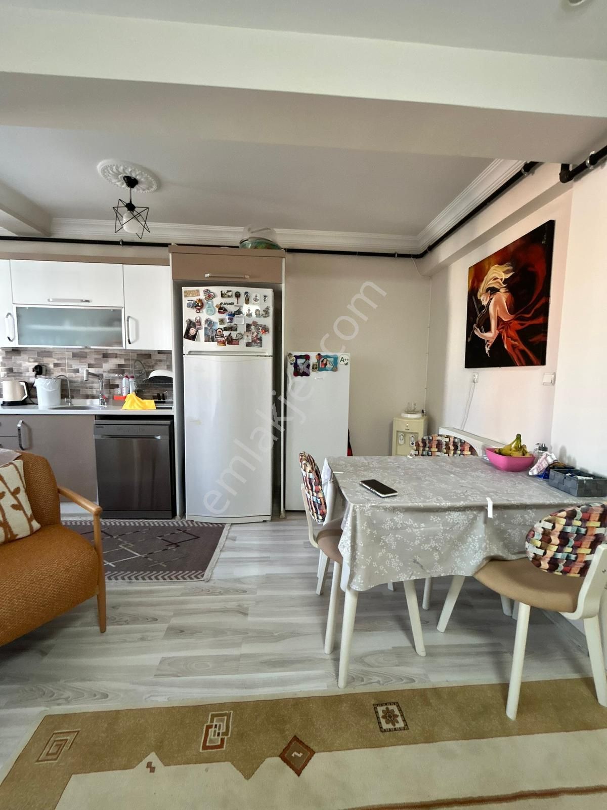 Tetik Emlak’tan Cumhuriyet Mahallesinde 2+1 Satılık Daire - Görsel 4