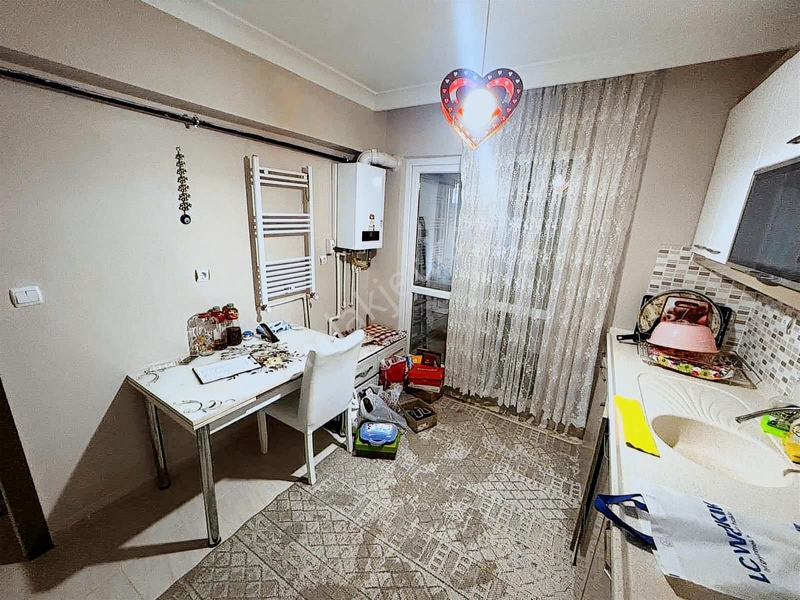 Sincan Tandoğan Mh'de Bağımsız Arakat Ön Cehe Boş 2+1 Yeni Bina - Görsel 16