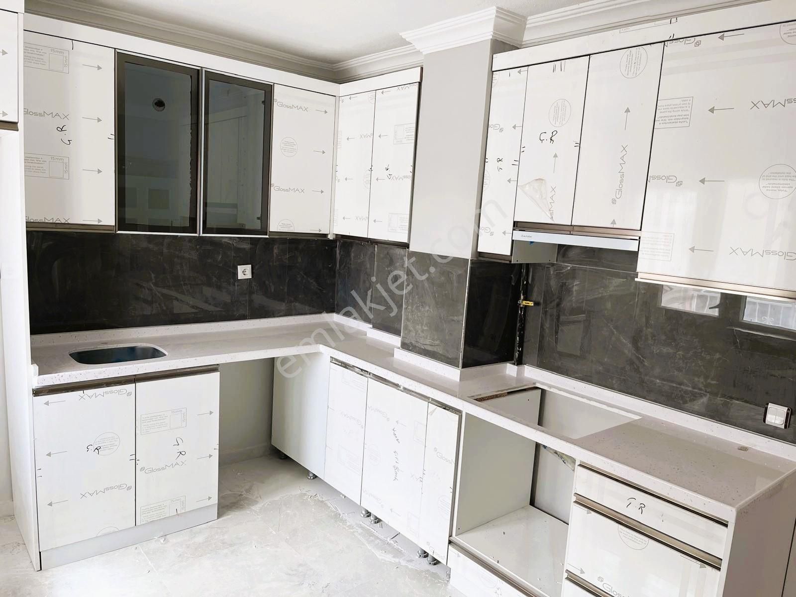 Vadim'den Ayyıldız Anadolu Lisesi Yak Güney Cephe Orta Kat Daire - Görsel 8