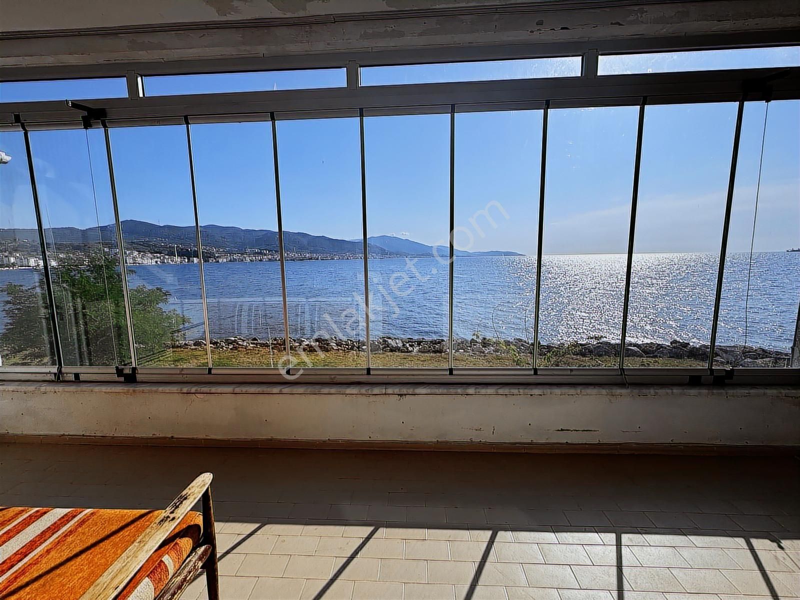 Panaromik Deniz Mazaralı Denize Sıfır 2+1 Ara Kat Daire - Görsel 3