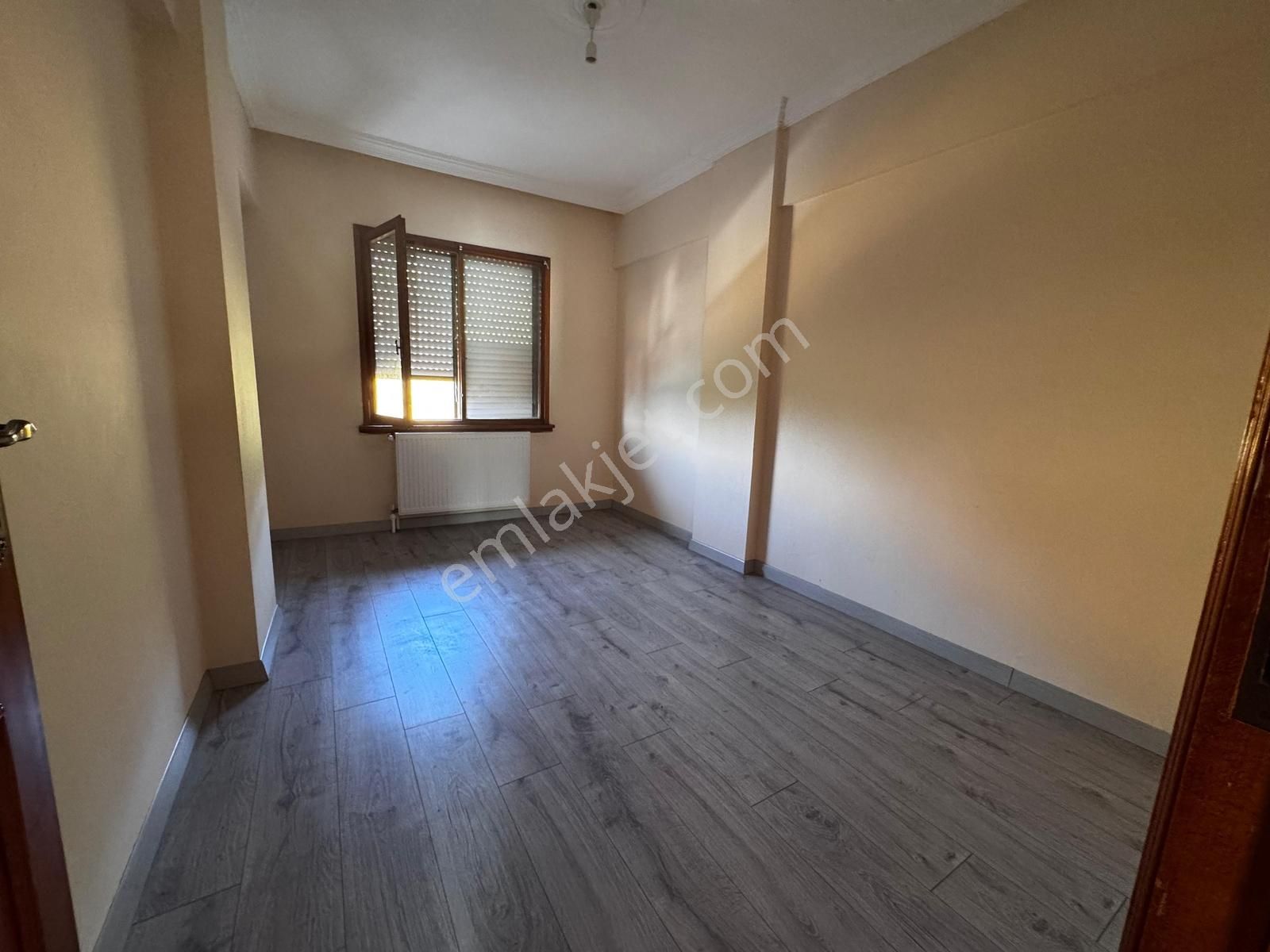 Panaromik Deniz Mazaralı Denize Sıfır 2+1 Ara Kat Daire - Görsel 12