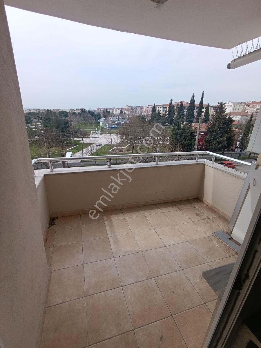 Cumhuriyet Parkı Karşısı Cadde Üzeri 3+1 Kiralık Daire - Görsel 5