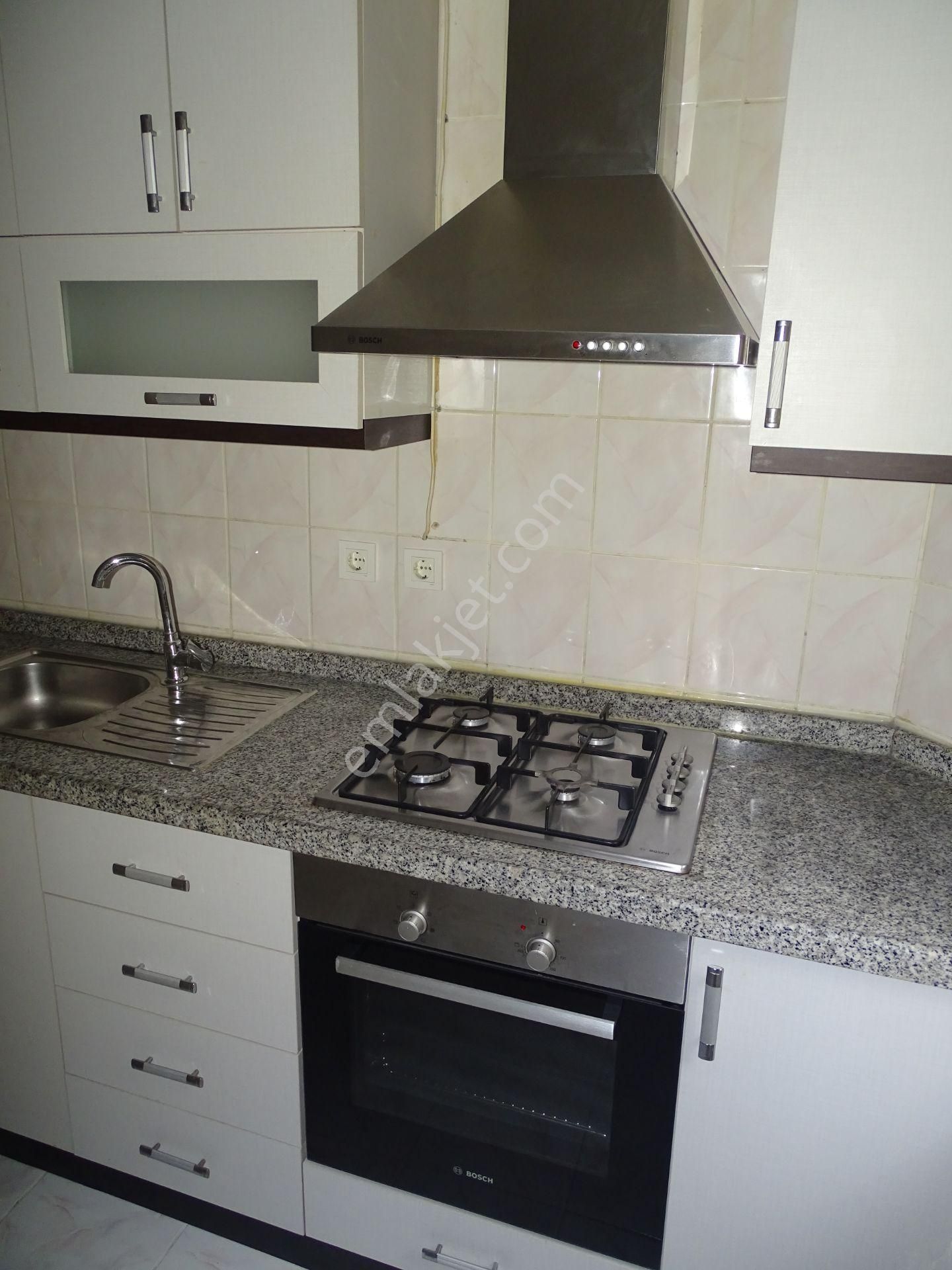 Sarıyer İstinye Boğaziçi Sitesinde Kiralık 3+1 Kombili - Görsel 2