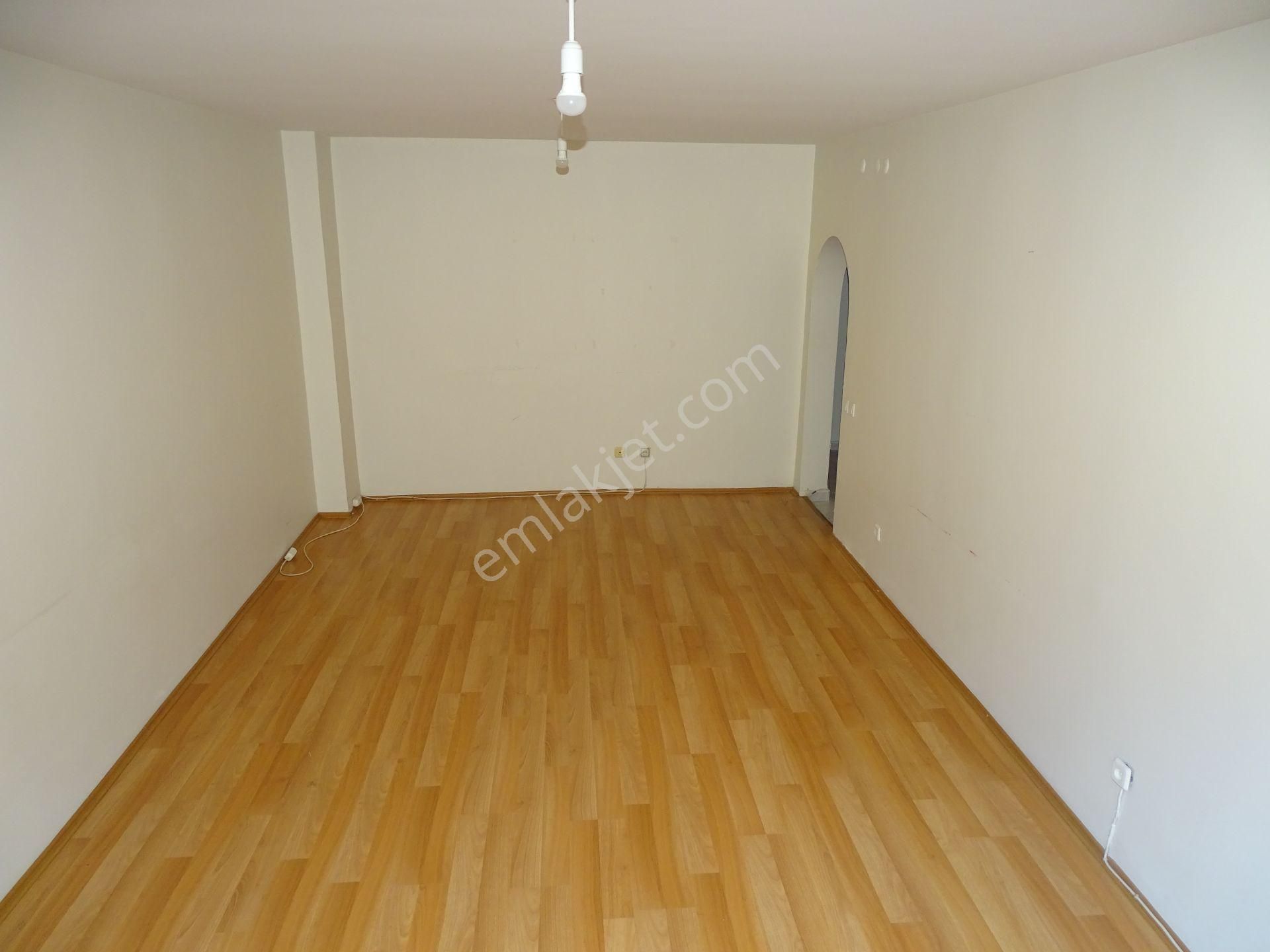 Sarıyer İstinye Boğaziçi Sitesinde Kiralık 3+1 Kombili - Görsel 4