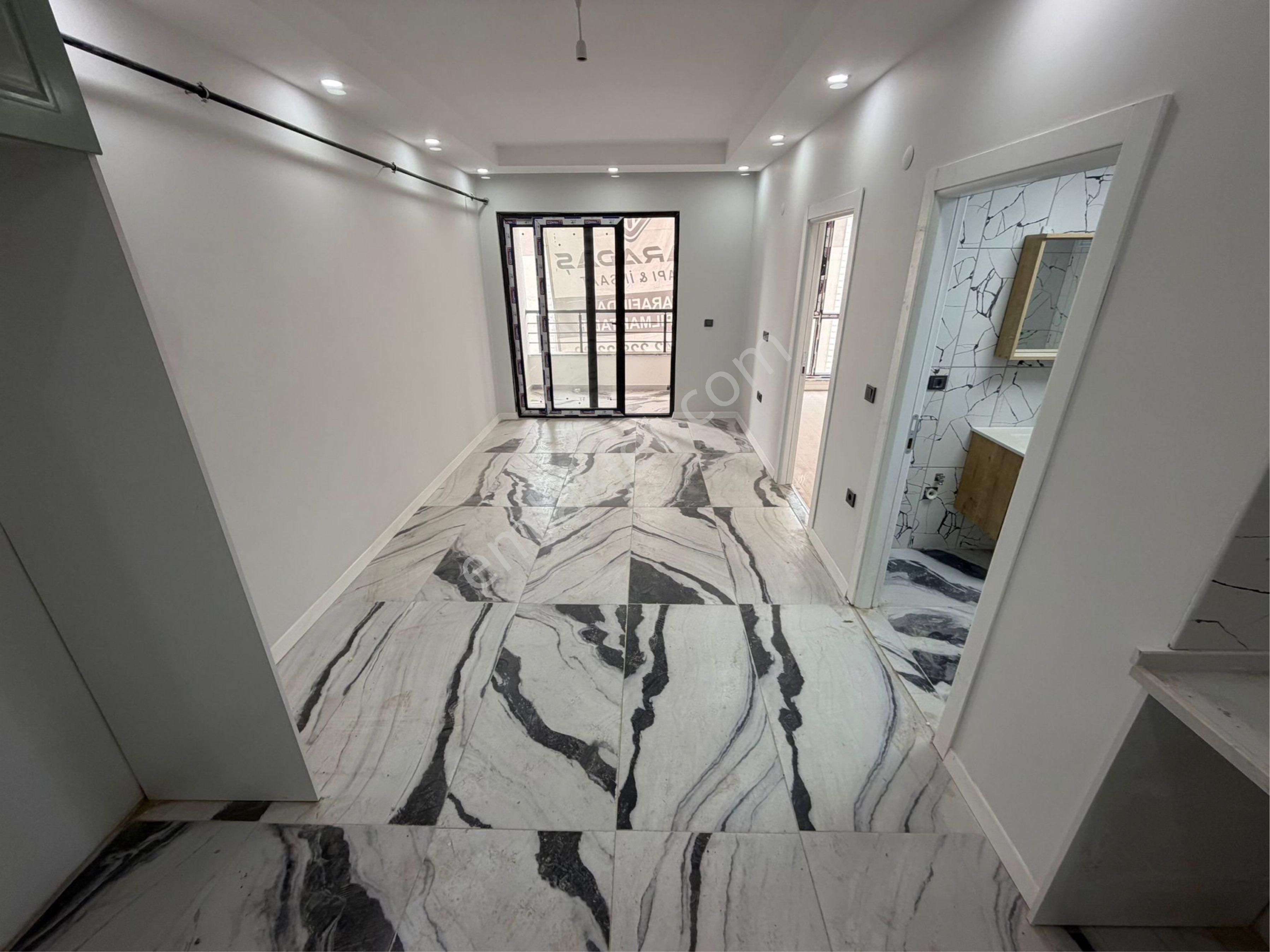 Ak Auto Gayrimenkul'dan Tekirdağ Süleymanpaşa Çınarlı Mah Tepedeğirmenler Caddesi Satılık 1+1 Daire