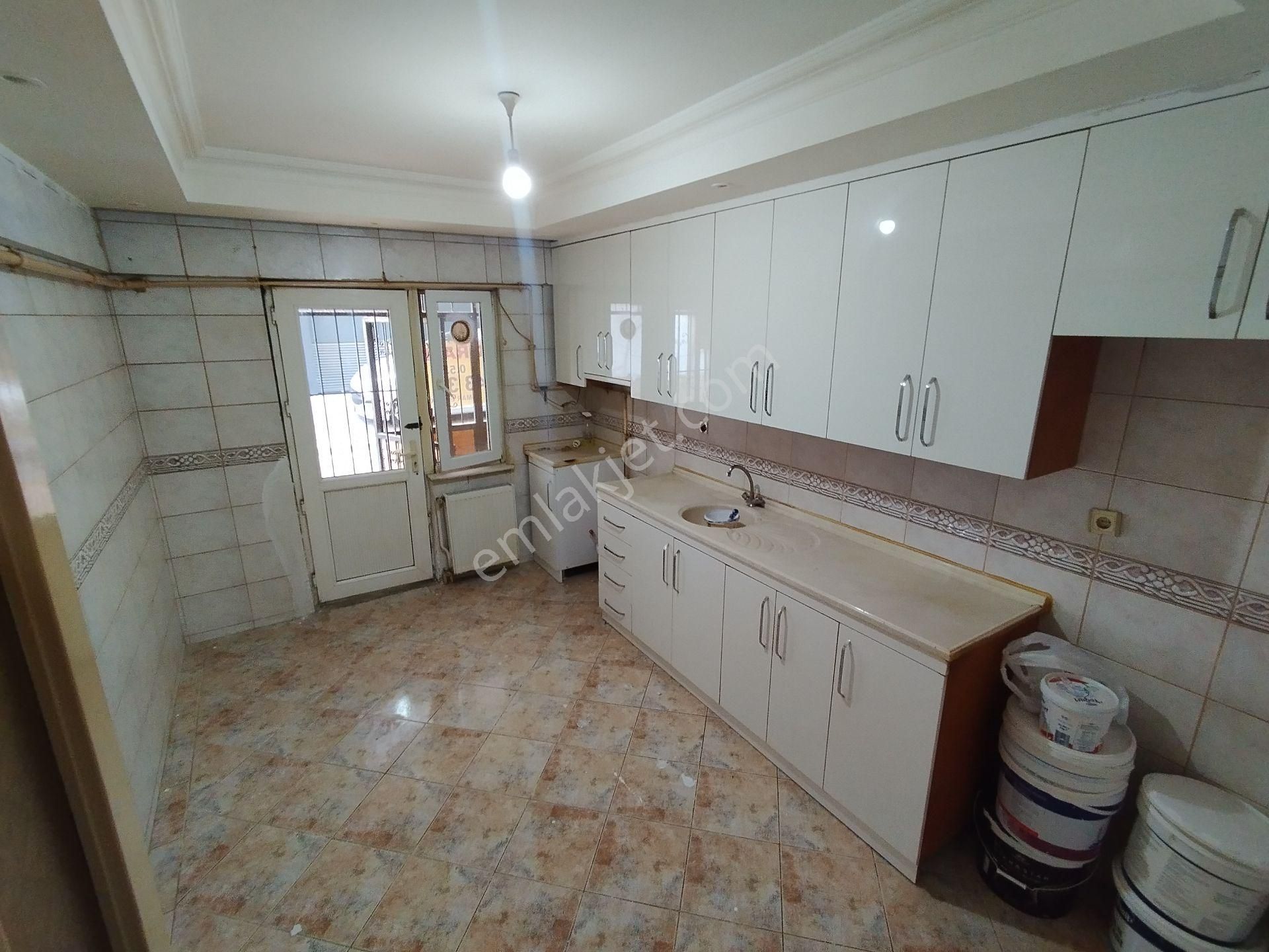 Denizli/çınar Kütüphane Arkası Zemin Girişli 2+1 Kombili Geniş Daire - Görsel 3