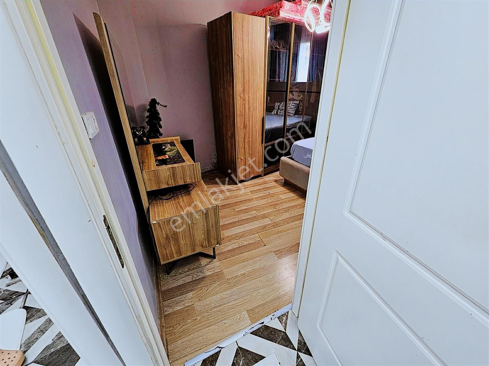 Kocamustafapaşa Merkezi Konum 3.kat 80mk 2+1 Fulyapılı 4.200.000 - Görsel 30