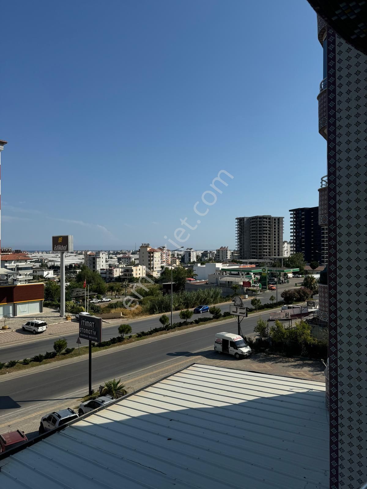 Anamur Bahçe Mahallesi D-400 Karayoluna Cepheli İtimat Otomotiv Üstü 2. Kat Satılık 3+1 Daire - Görsel 13