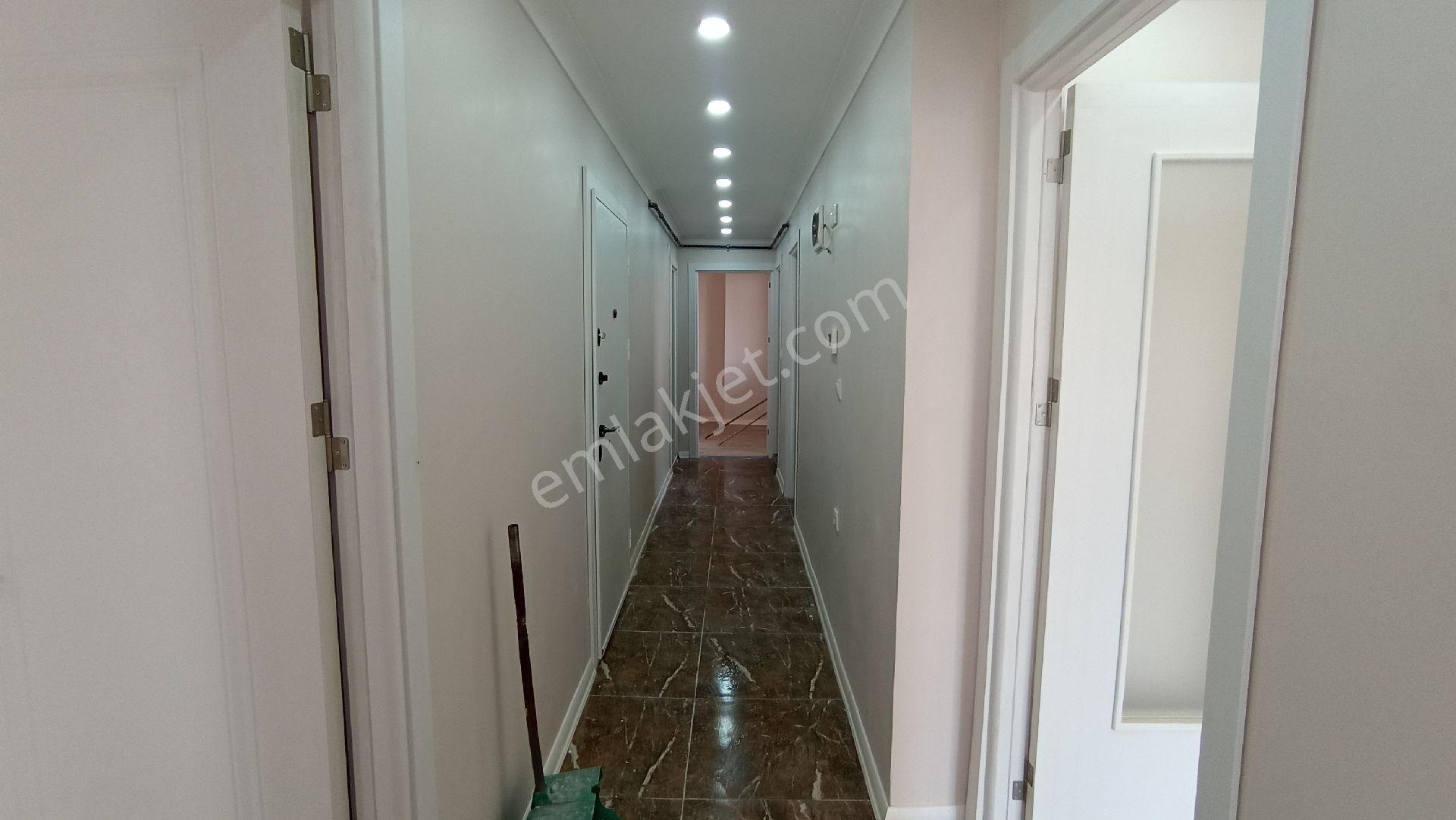 Medipol Hastanesi Yanı Kiralık Sıfır 3+1 Daire - Görsel 3