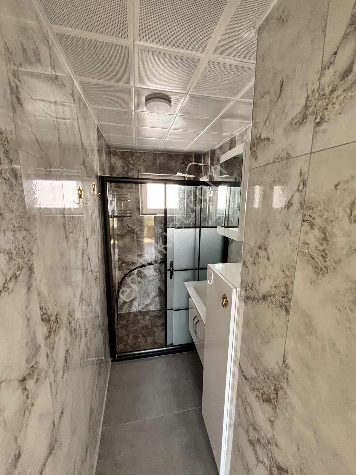 A L C Den Metro Yakını Ara Katta Kiralık 2+1 Daire Full Yapılı - Görsel 14