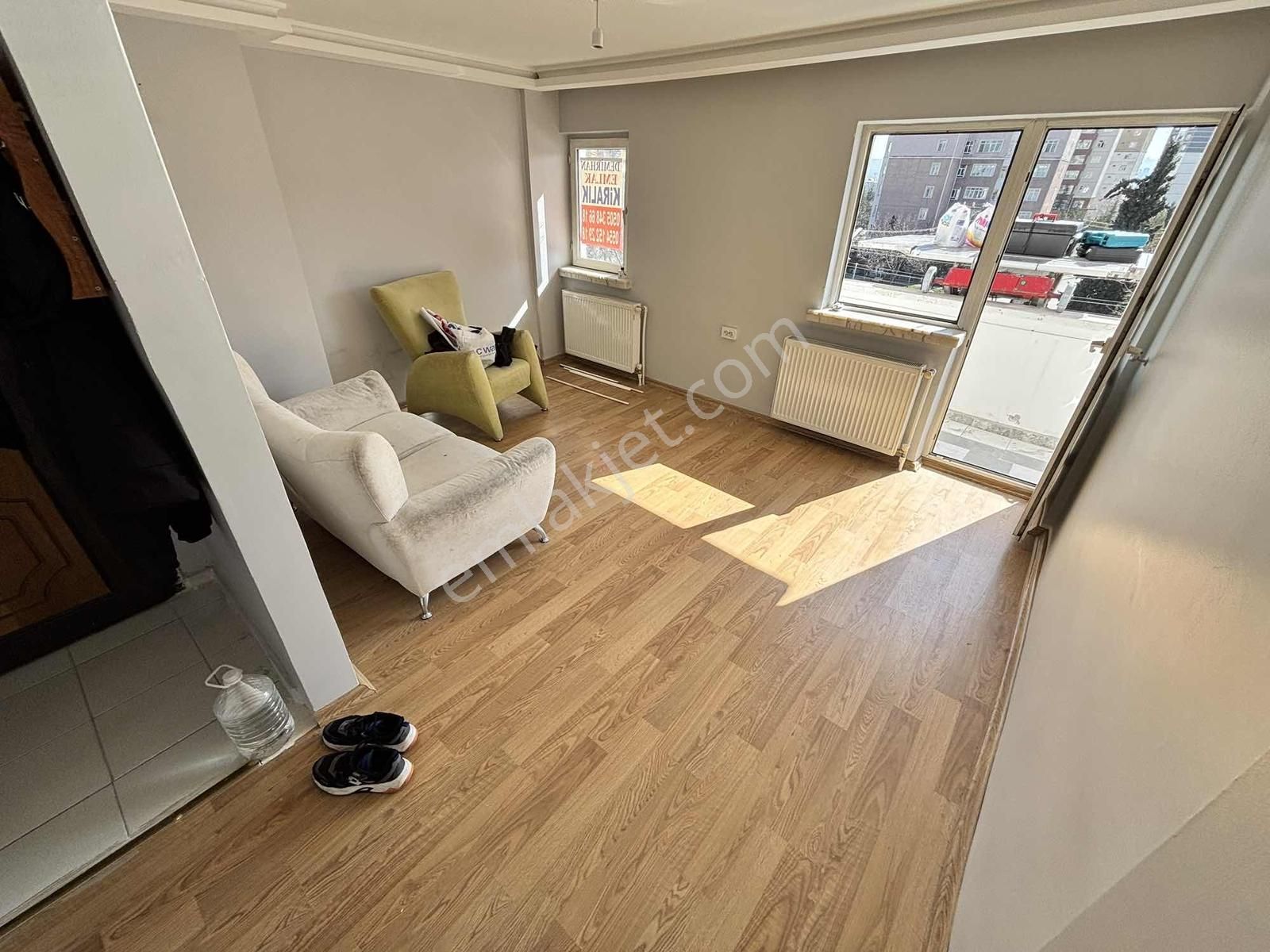 A L C Den Metro Yakını Ara Katta Kiralık 2+1 Daire Full Yapılı - Görsel 26
