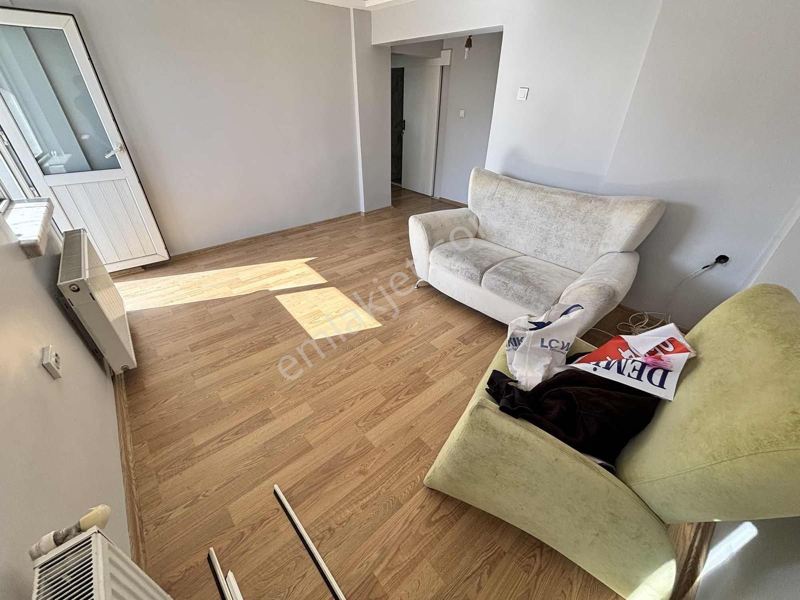 A L C Den Metro Yakını Ara Katta Kiralık 2+1 Daire Full Yapılı - Görsel 25