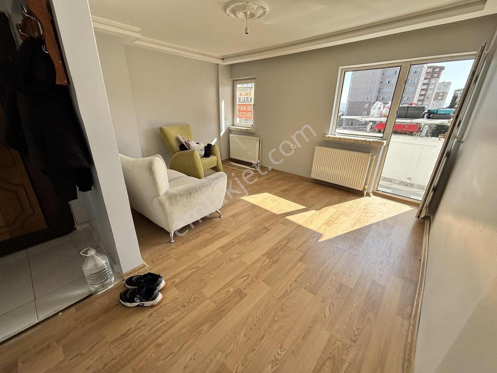 A L C Den Metro Yakını Ara Katta Kiralık 2+1 Daire Full Yapılı - Görsel 5