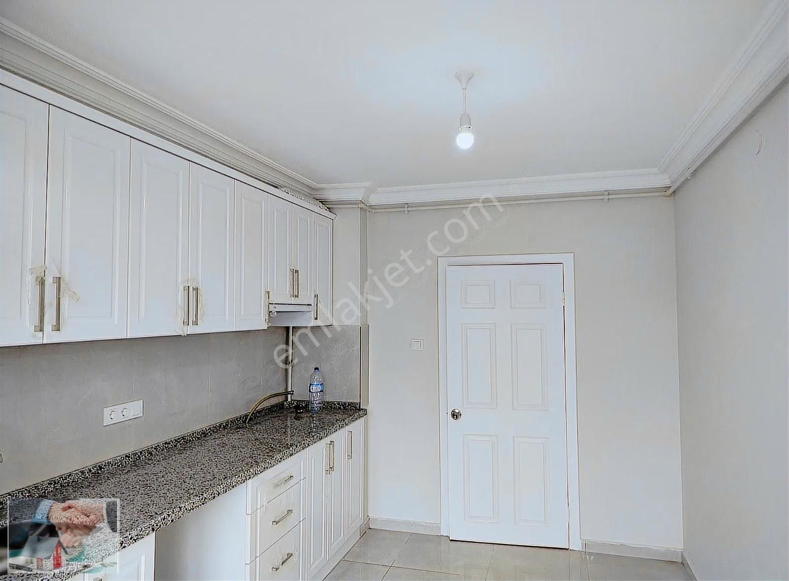 Komple Yapılı 3+1 Merkezi Konumda Daire - Görsel 12