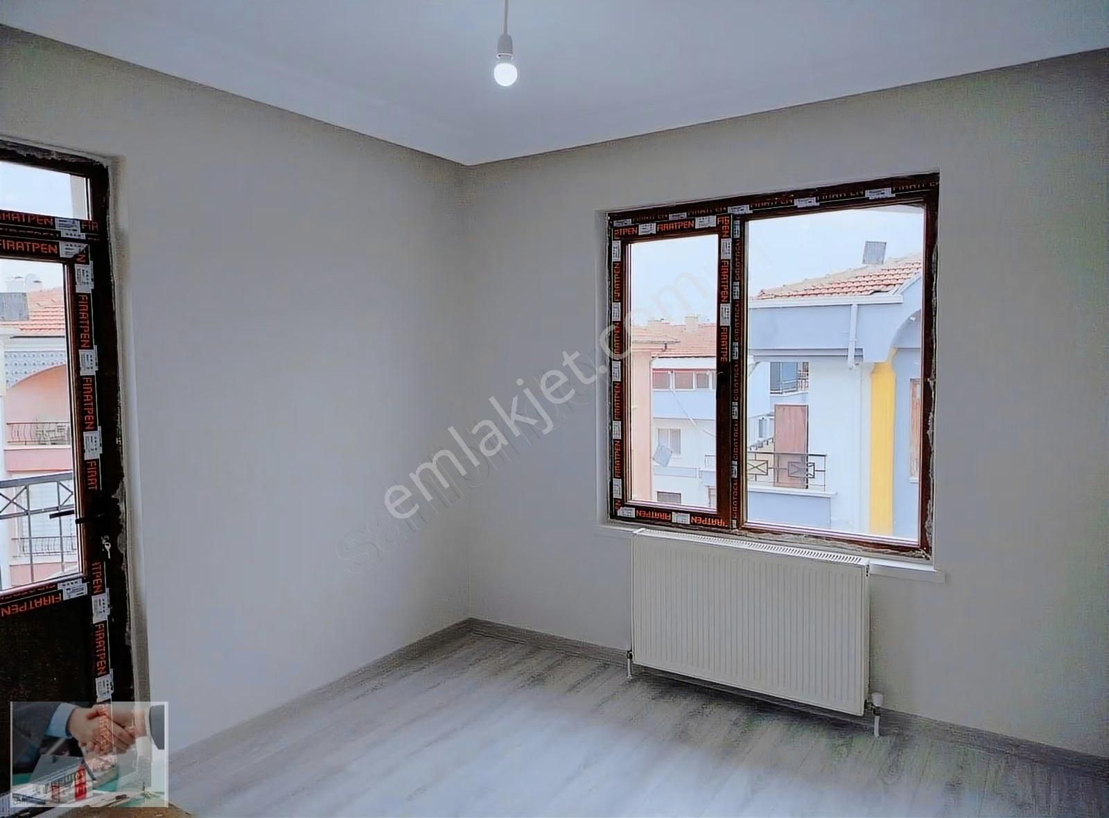 Komple Yapılı 3+1 Merkezi Konumda Daire - Görsel 2