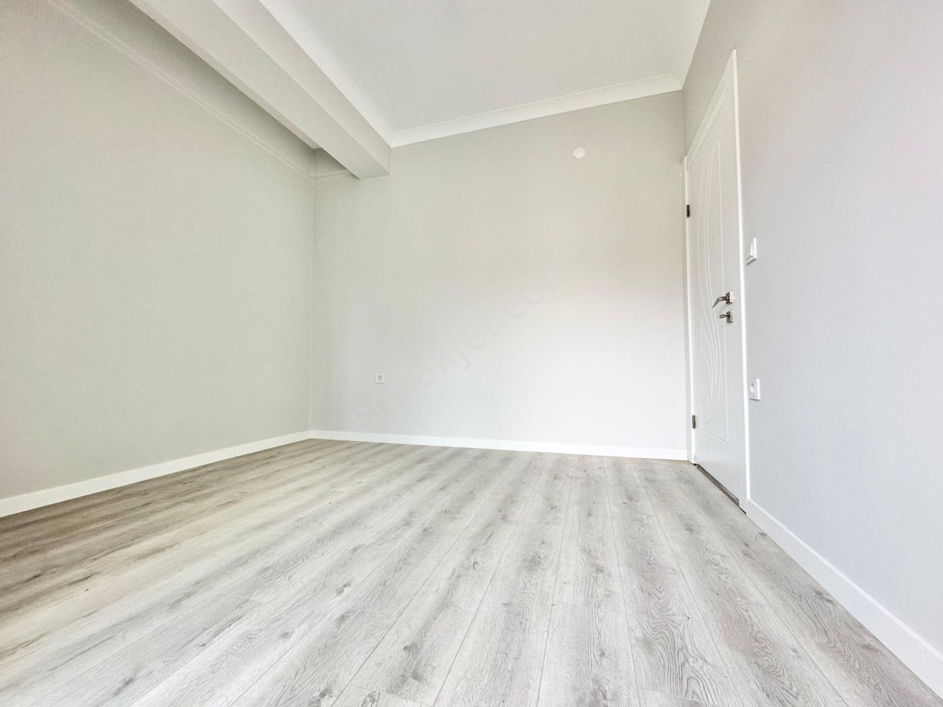 ꧁ay Emlaktan꧂küçükkuyu Mıhlı'da Butik Sitede Denize 300 M Deniz Gören Balkonlu Satılık 2+1 Daire - Görsel 20