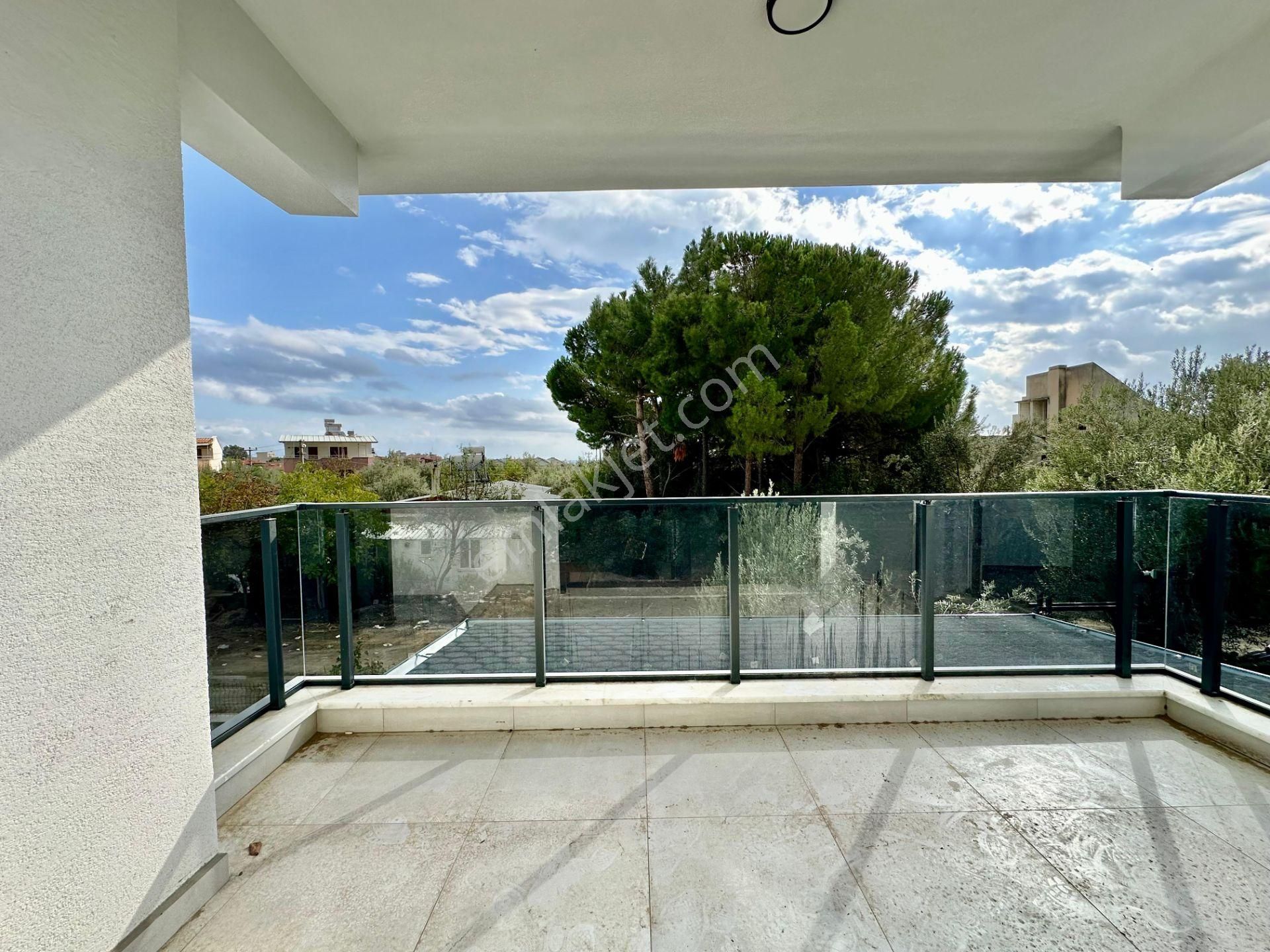 ꧁ay Emlaktan꧂küçükkuyu Mıhlı'da Butik Sitede Denize 300 M Deniz Gören Balkonlu Satılık 2+1 Daire - Görsel 14