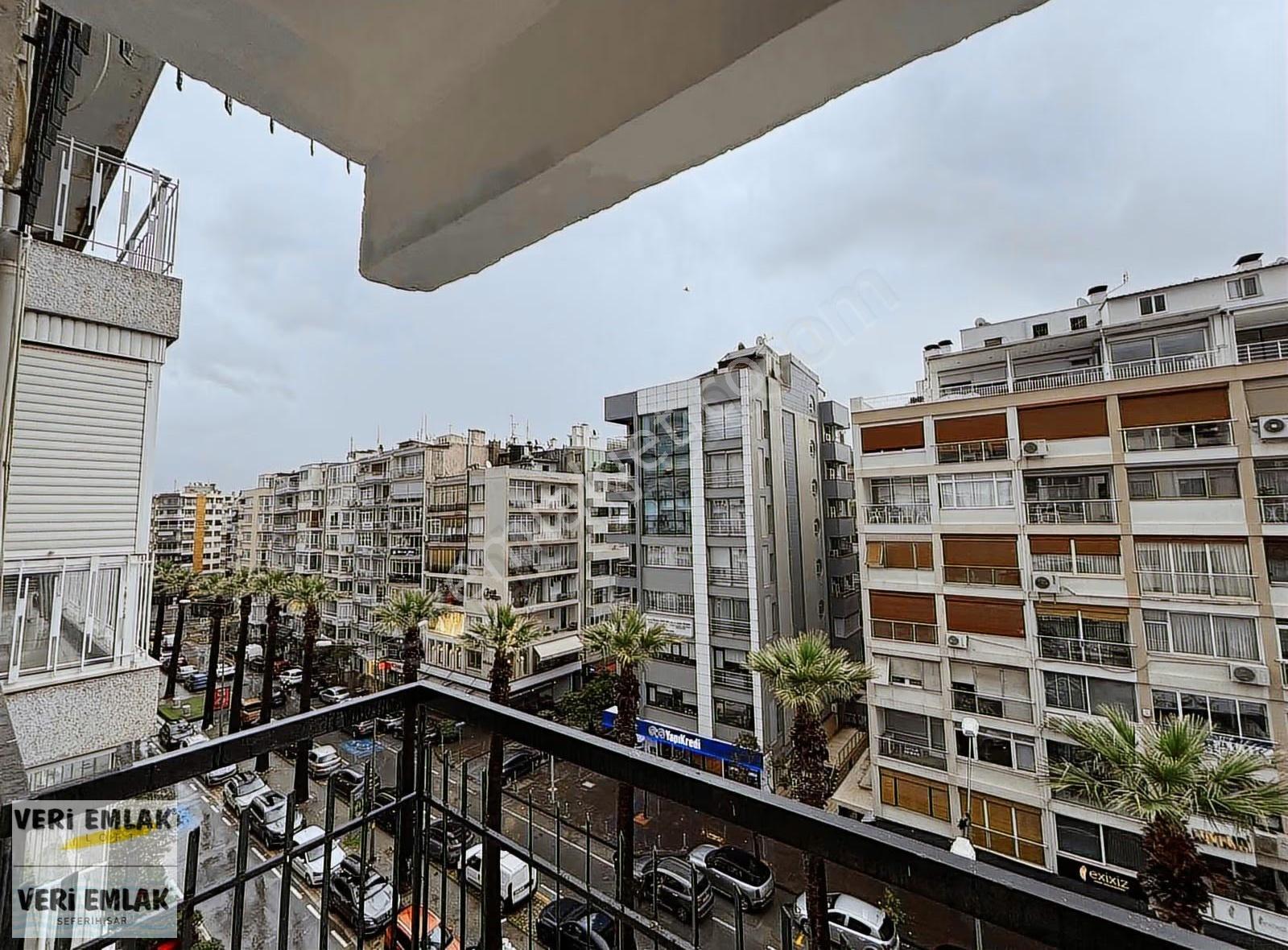 Alsancak Gündoğdu Meydanı Yakını 3+1 6.kat Kiralık İş Yeri - Görsel 2