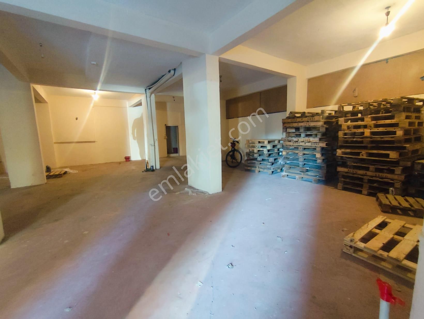 Mertcan Dan Adnan Kahveci Metroya Yürüme 128m2 Fırsat Kiralık Dükkanvv - Görsel 5