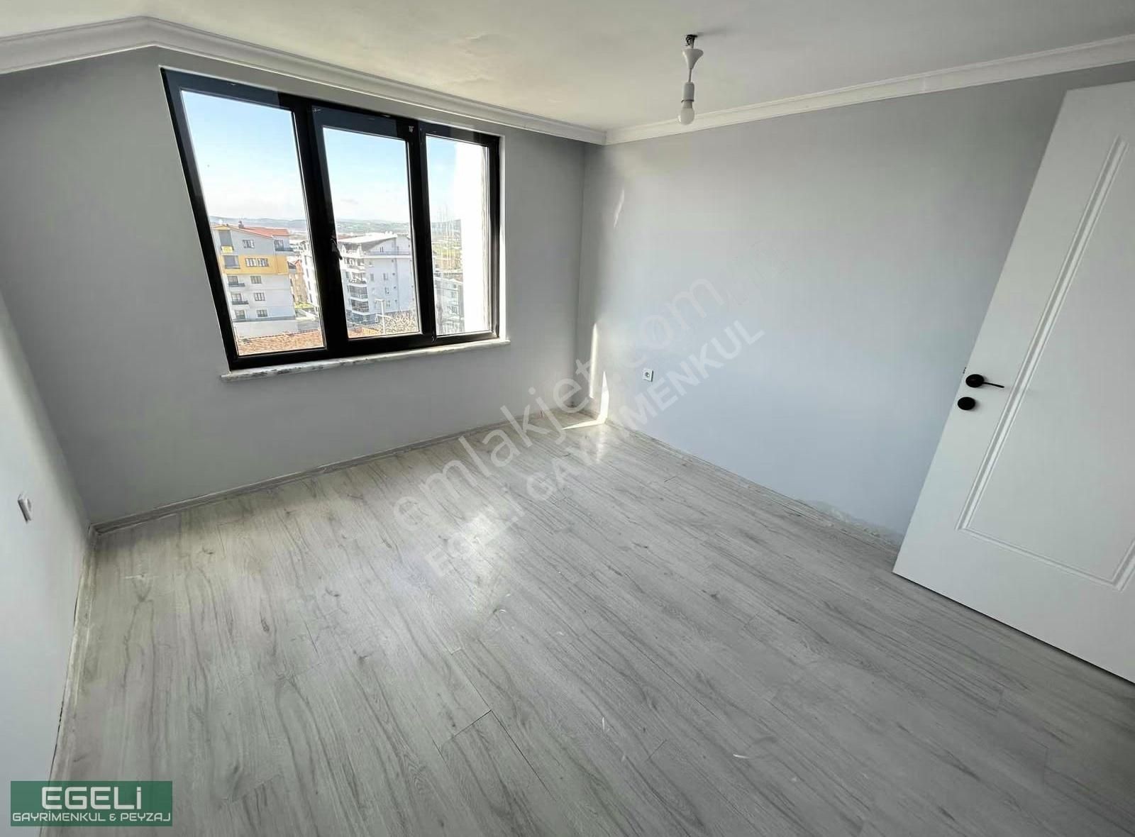 Egeli'den Akçalar'da Göl Manzaralı 3+1 Kiralık Dubleks Daire - Görsel 13