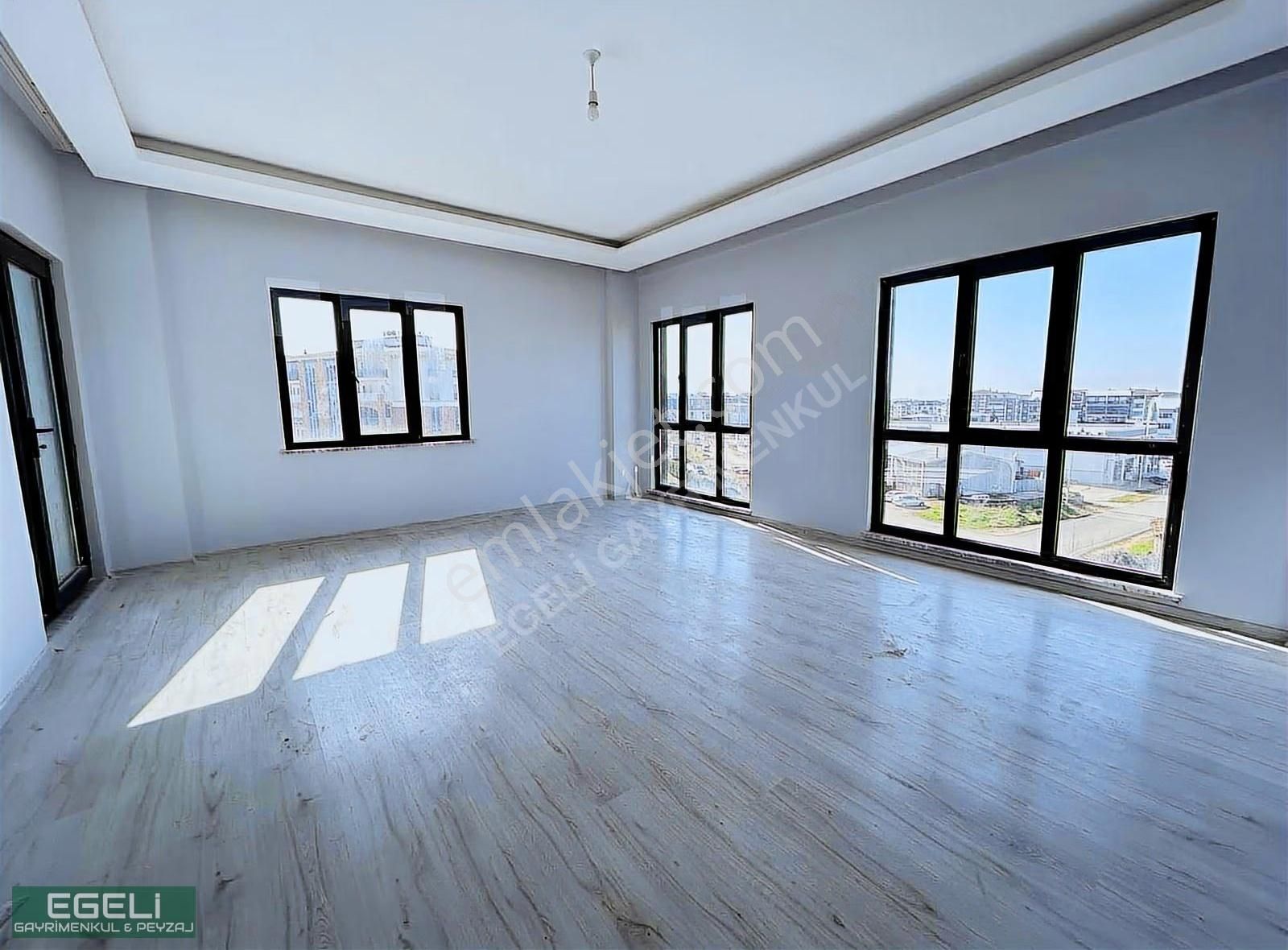 Egeli'den Akçalar'da Göl Manzaralı 3+1 Kiralık Dubleks Daire - Görsel 10