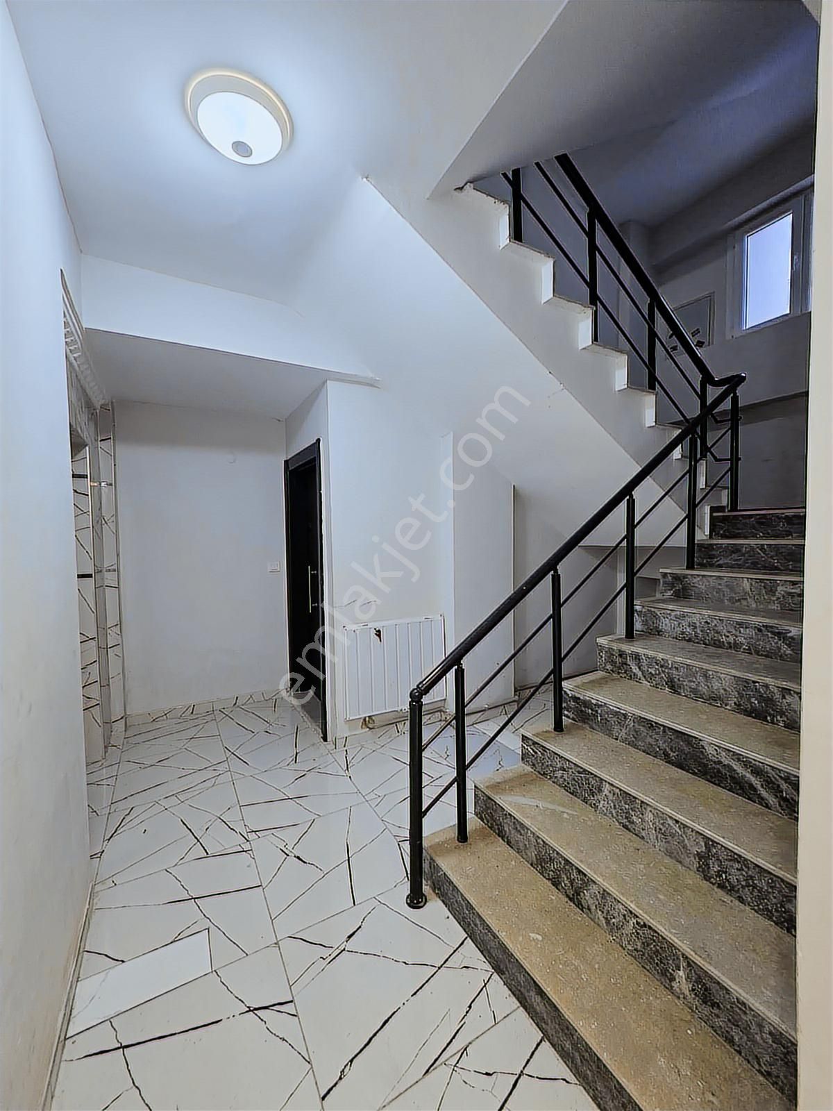 Mersin Erdemli Tömük Eşyalı 1+1 Daire - Görsel 17