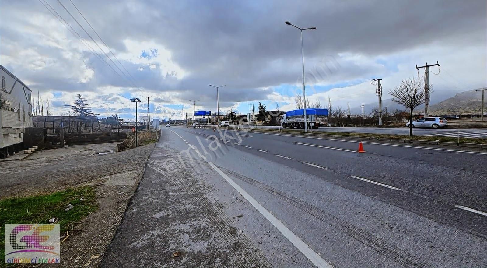 Fırsat Akşehir Ana Yola Sıfır 236 M2 Değerli - Görsel 7
