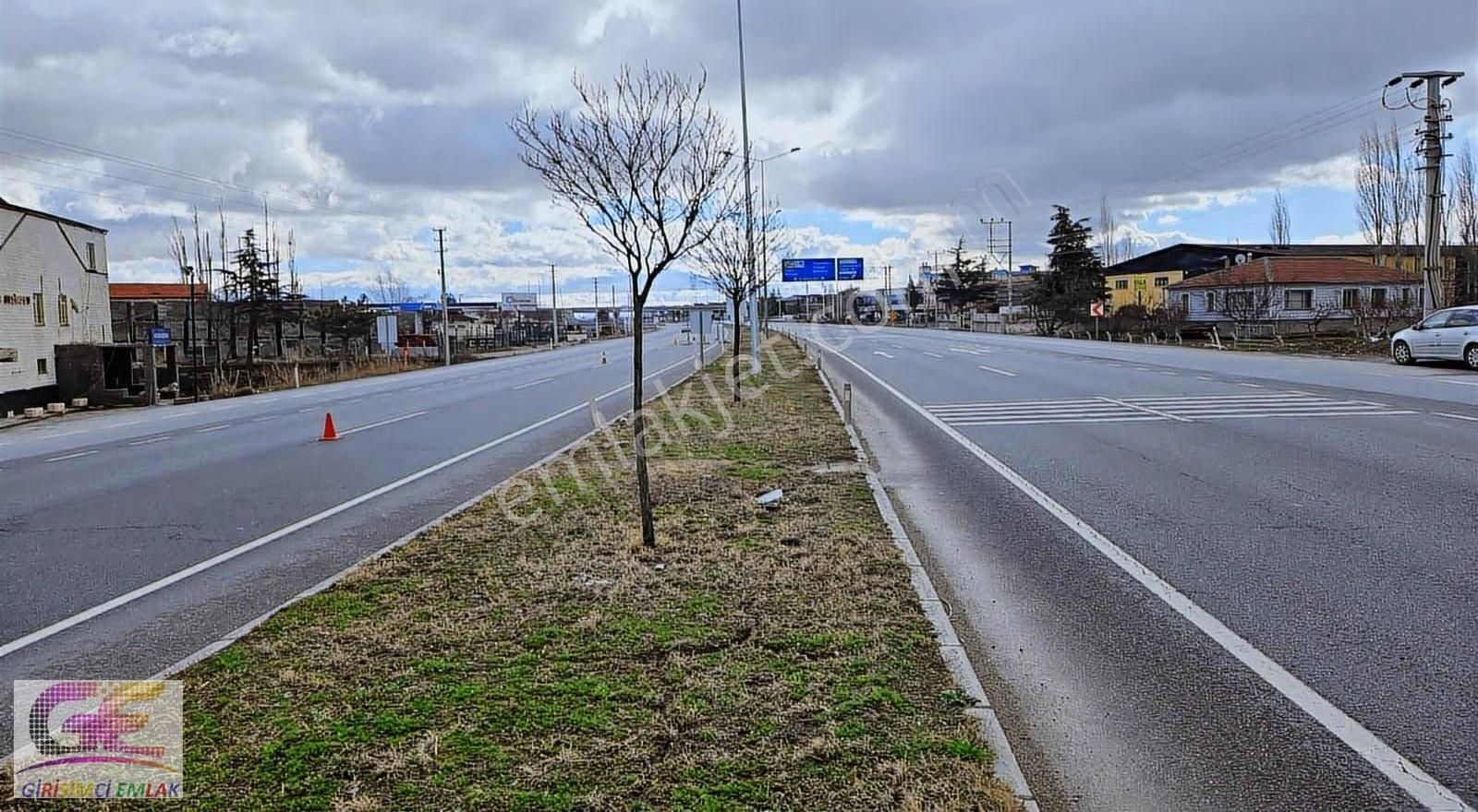 Fırsat Akşehir Ana Yola Sıfır 236 M2 Değerli