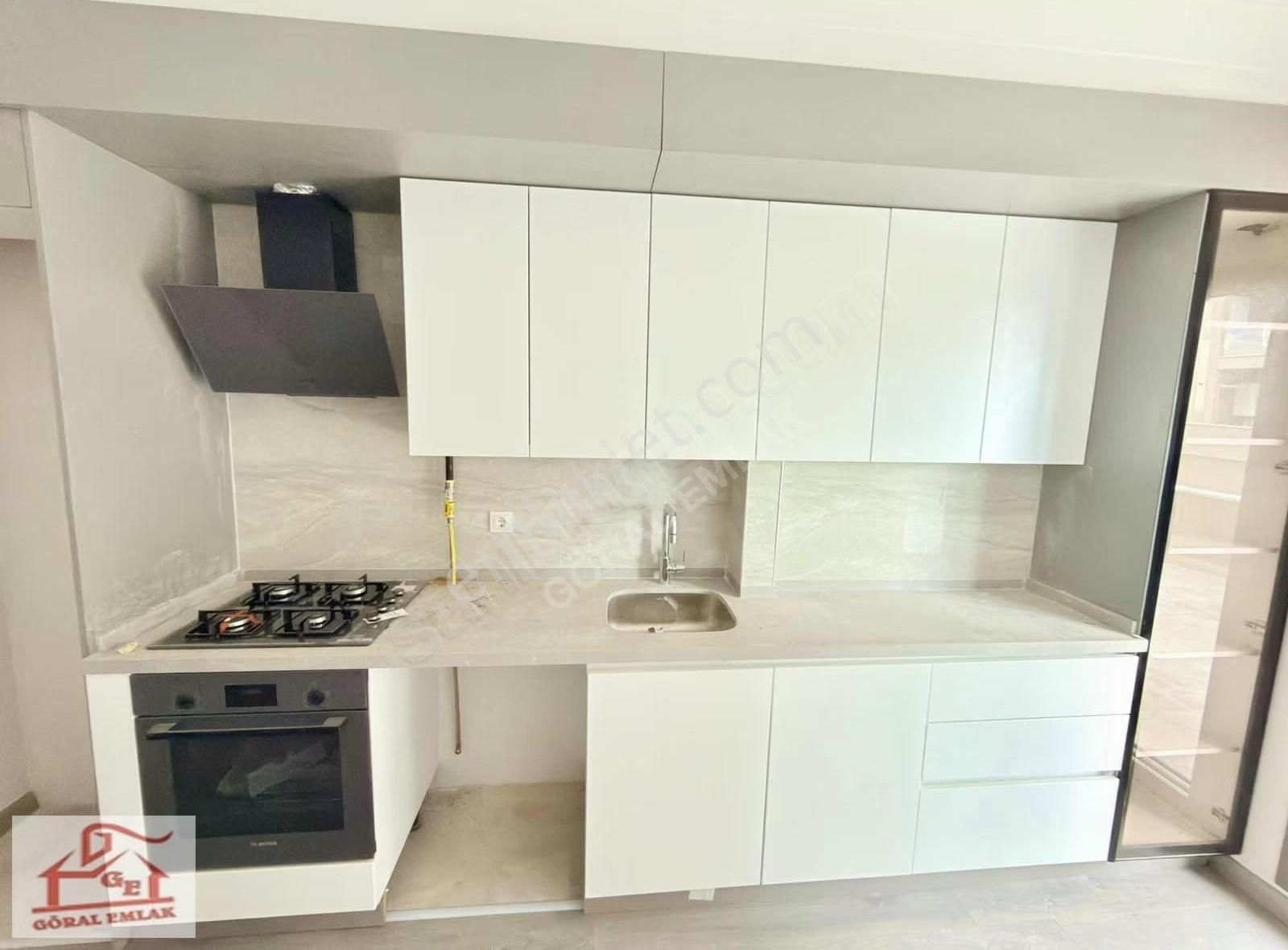 Muradiye Mh.cbü Yolu Özerinde Lüks Teraslı 2+1 Kapalı Mutfak - Görsel 3