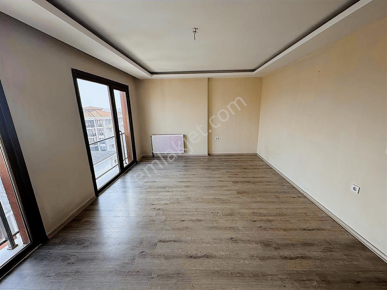 Yeni Mahalle Merkezi Konumda Kiralık Ebeveyn Banyo 2+1 Daire - Görsel 13