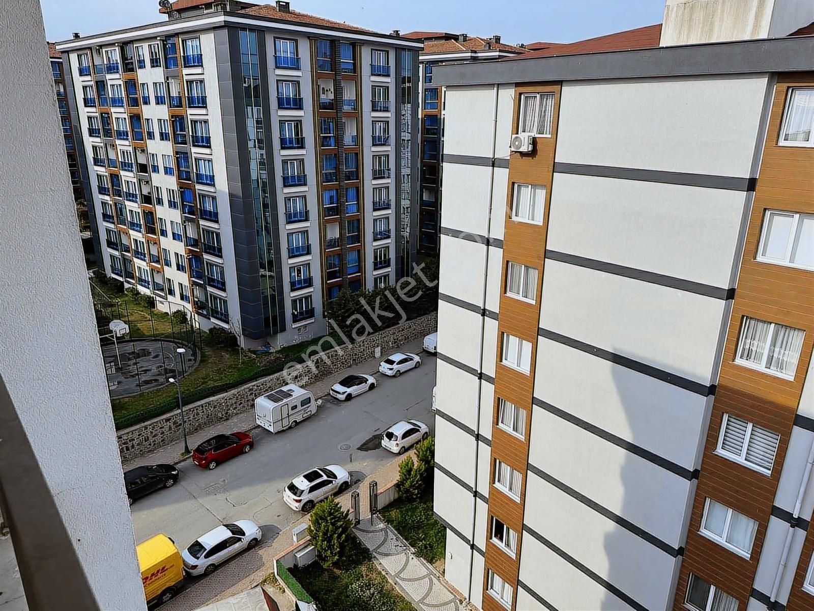 Yeni Mahalle Merkezi Konumda Kiralık Ebeveyn Banyo 2+1 Daire - Görsel 25