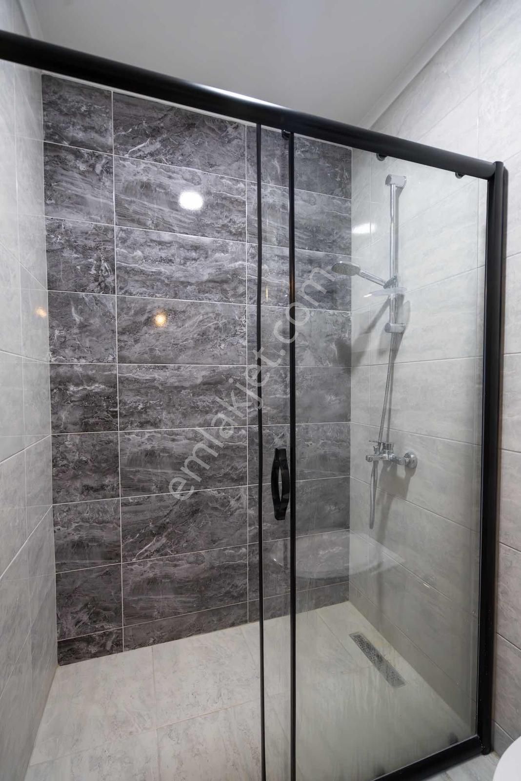 Avsallar Kingdom Towerda Full Deniz Manzaralı Lüks Eşyalı 1+1 - Görsel 10