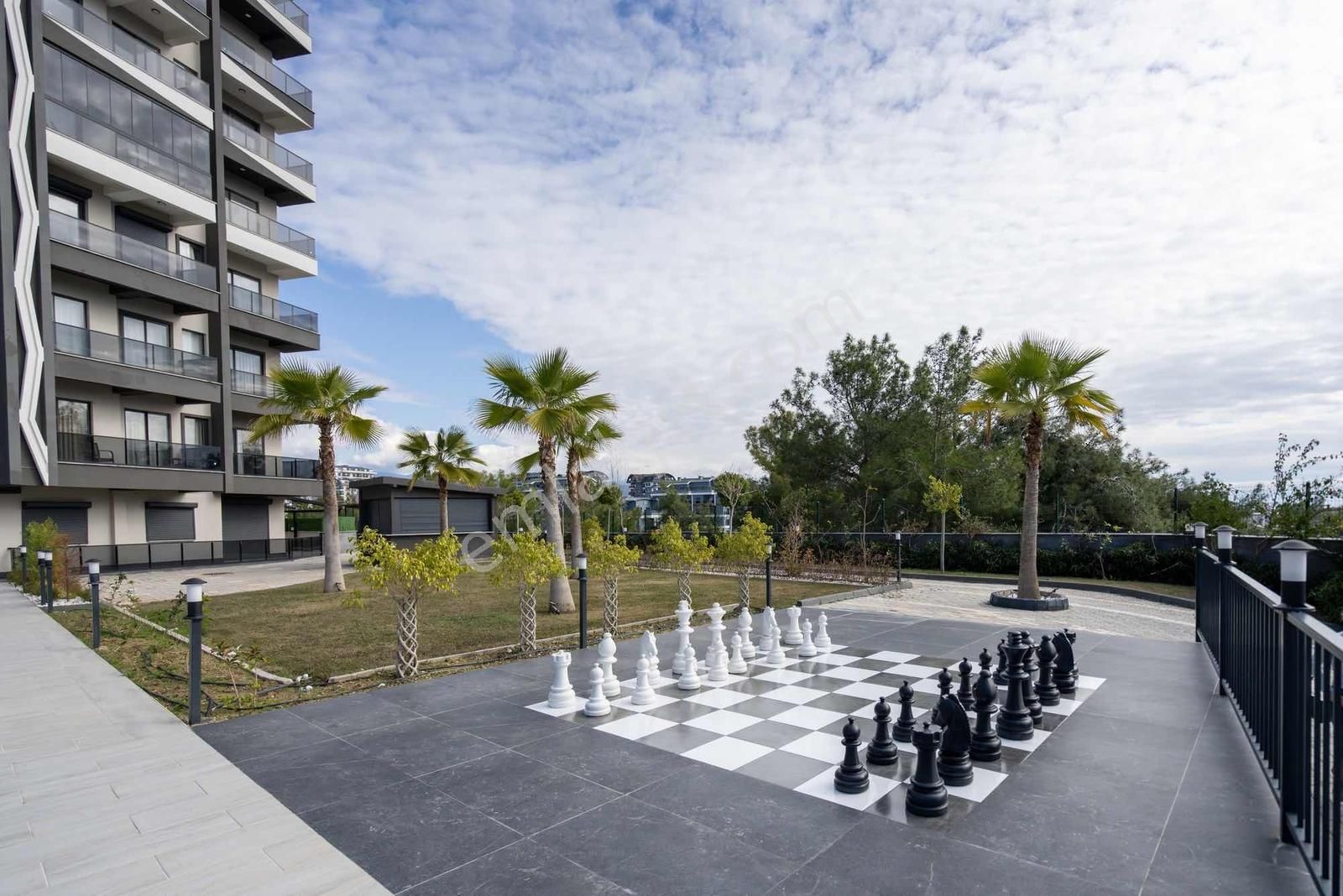 Avsallar Kingdom Towerda Full Deniz Manzaralı Lüks Eşyalı 1+1 - Görsel 12