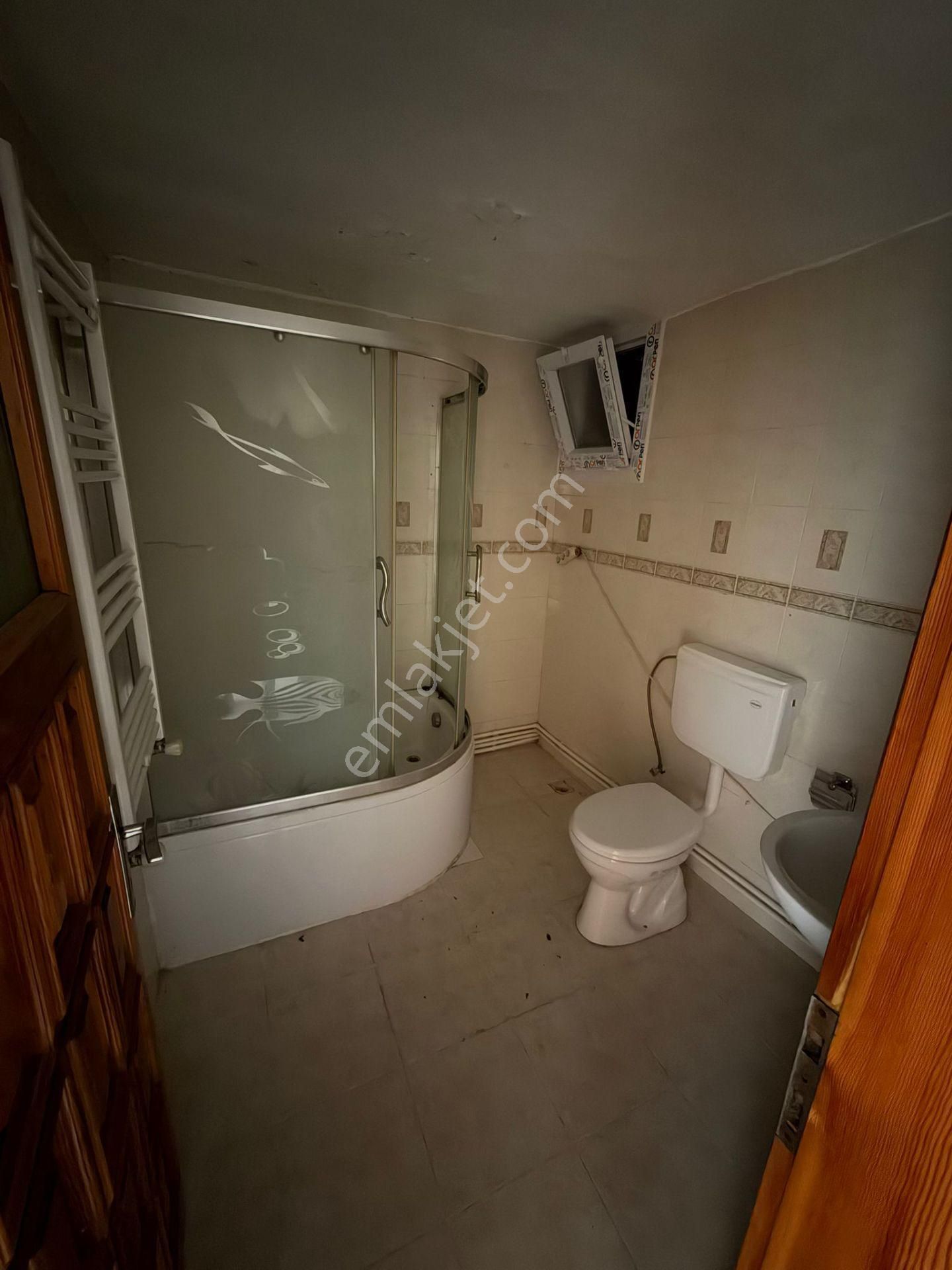 Bozbey Emlak'tan Buca Fırat Mah. 2+1 110 M2 Kapalı Mutfak D.gazlı Kiralık Ferah Daire - Görsel 9