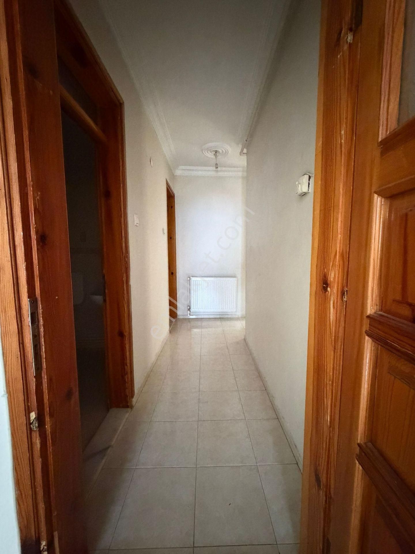 Bozbey Emlak'tan Buca Fırat Mah. 2+1 110 M2 Kapalı Mutfak D.gazlı Kiralık Ferah Daire - Görsel 8