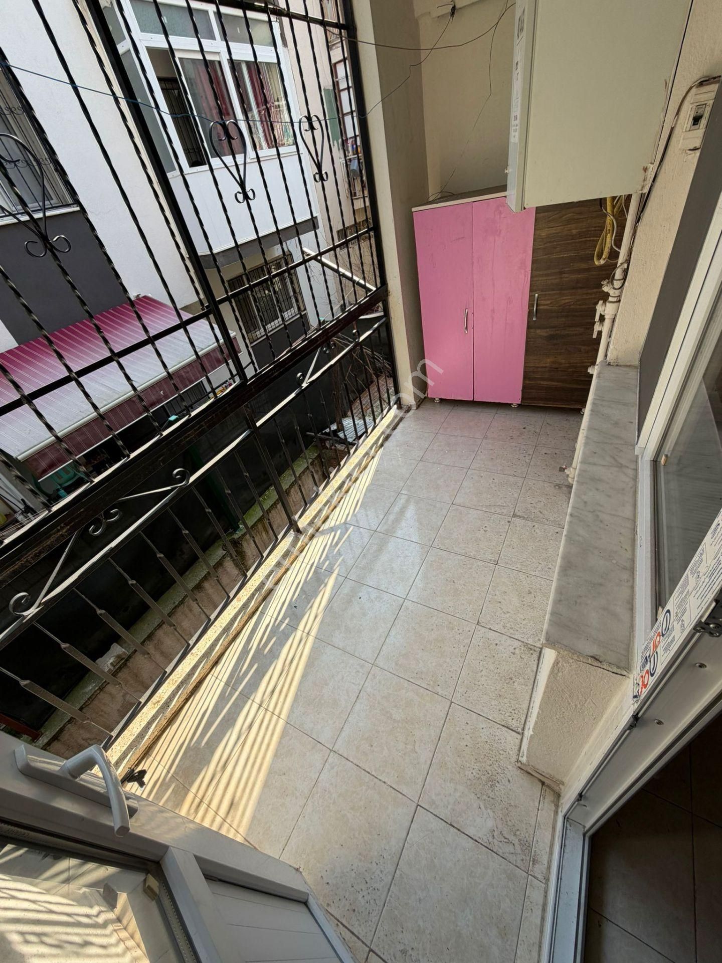 Bozbey Emlak'tan Buca Fırat Mah. 2+1 110 M2 Kapalı Mutfak D.gazlı Kiralık Ferah Daire - Görsel 11