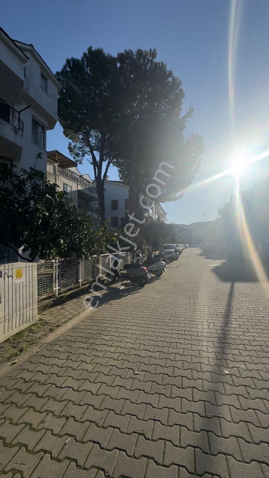 Marmaris Siteler'de Denize Yakın, Bahçeli, Eşyalı 2+1 Daire - Görsel 2