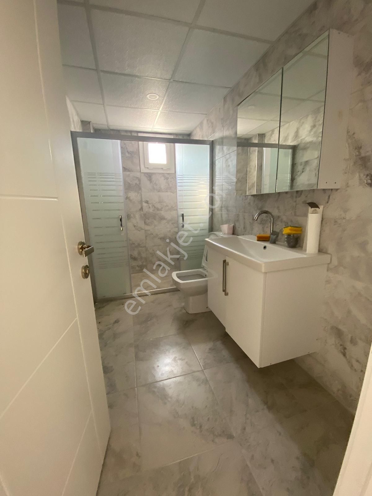 Bergama Atatürk Mahallesinde 2+1 Açık Mutfak Kiralık Daire - Görsel 2