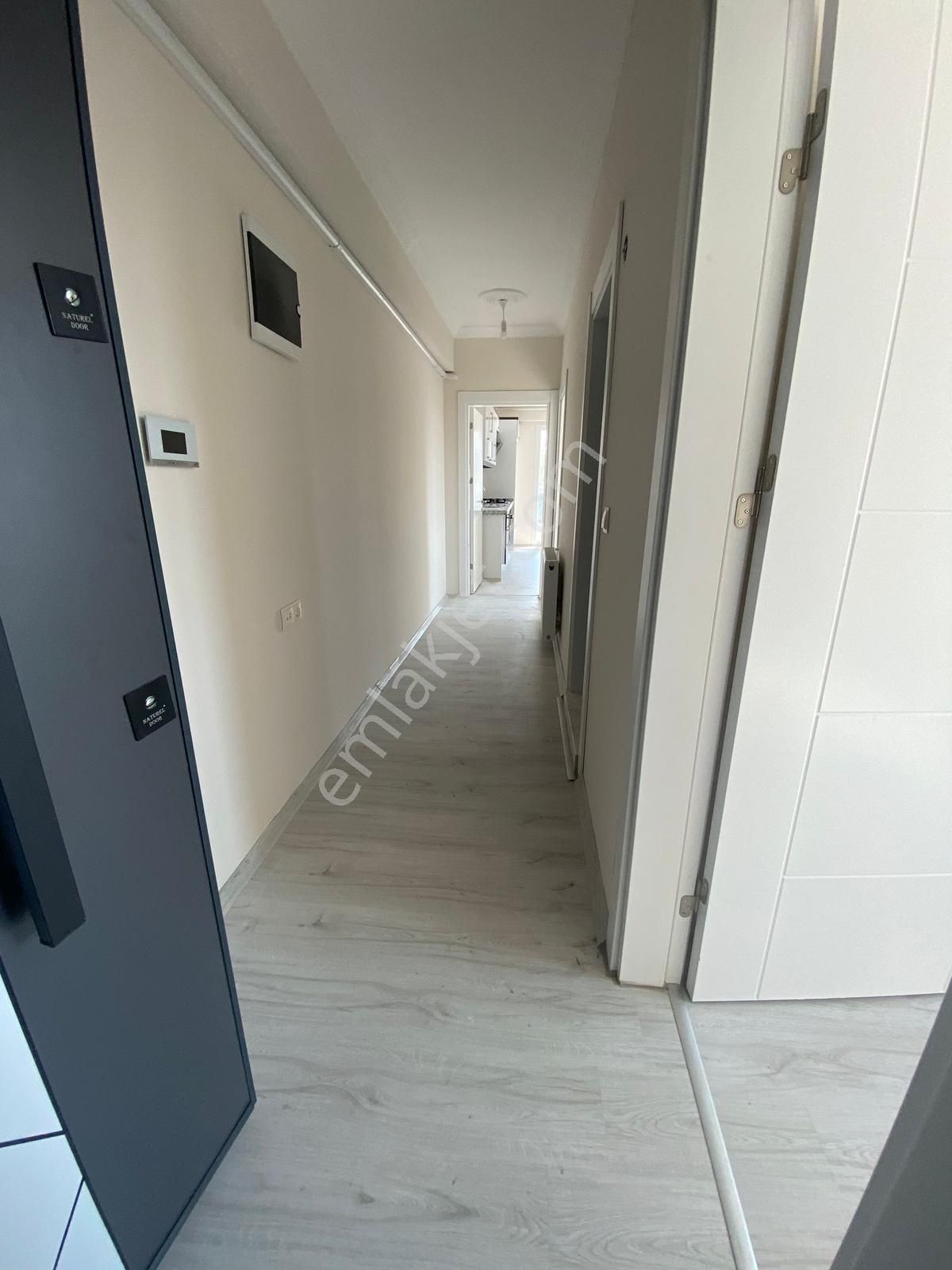 Bergama Atatürk Mahallesinde 2+1 Açık Mutfak Kiralık Daire - Görsel 4
