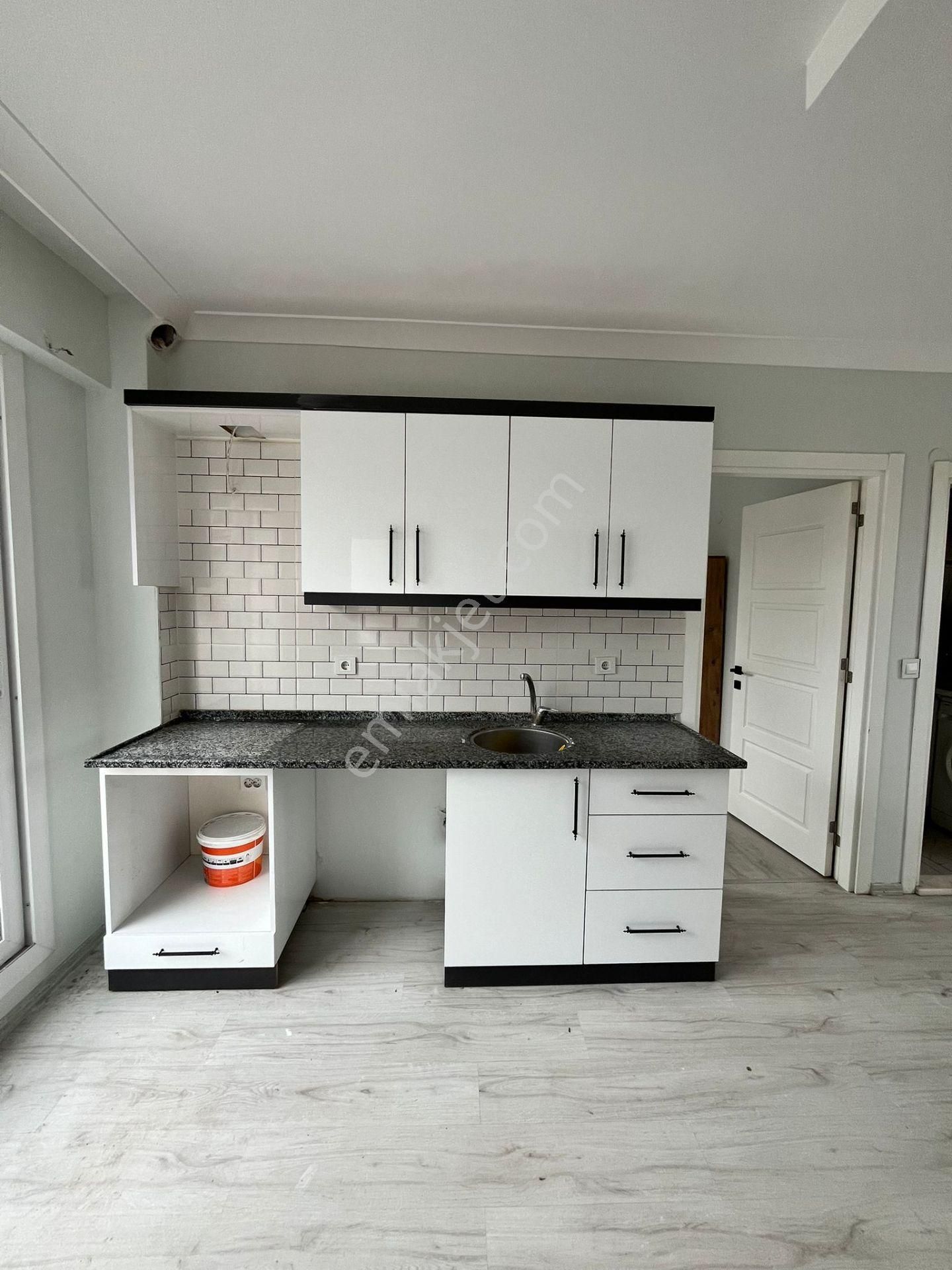 Nazilli Cumhuriyet Mahallesi’nde Yüksek Kira Getirili Acil Satılık Sıfır 1+1! - Görsel 3