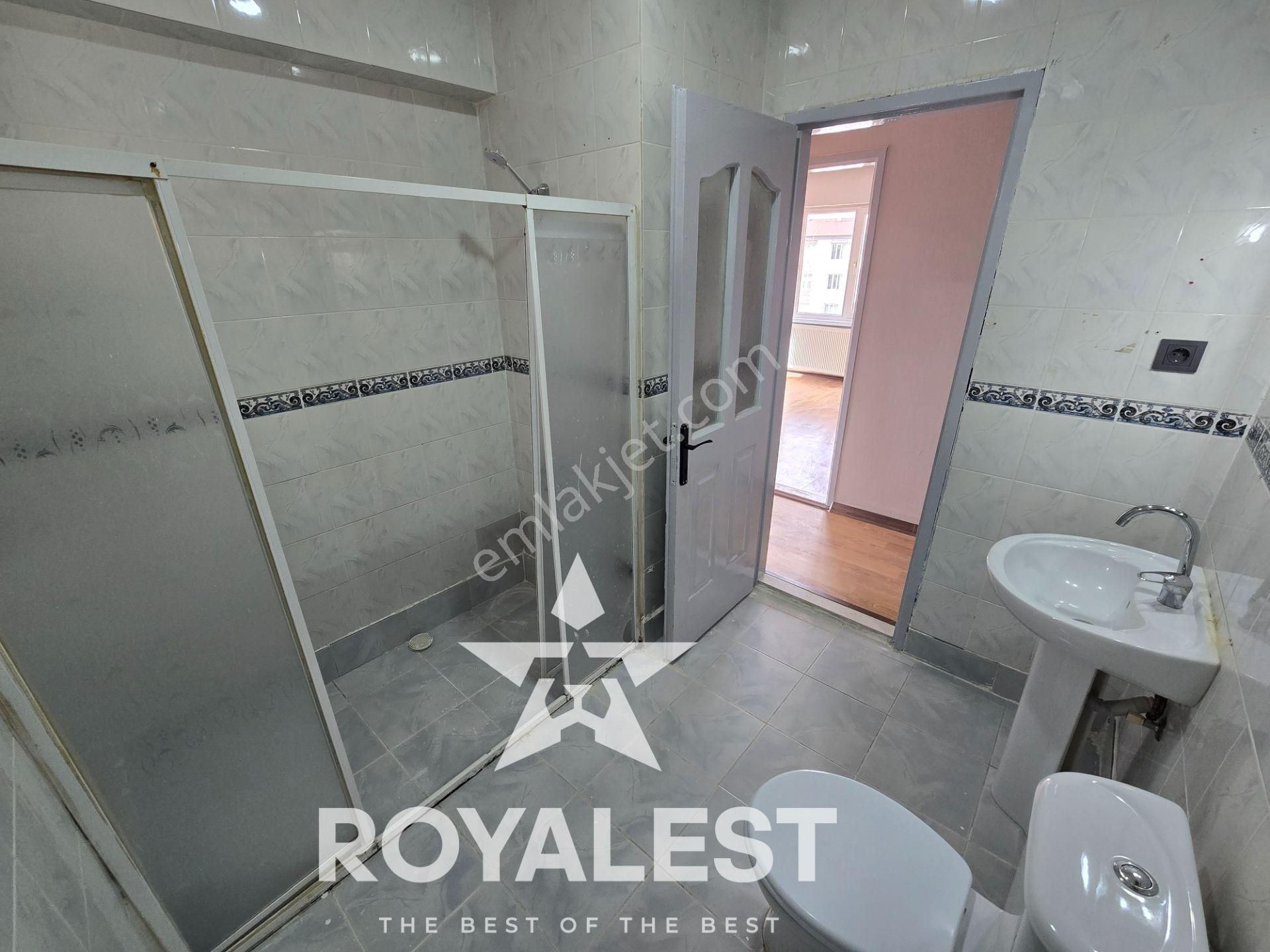 Royalest'ten Tramvaya Yakın Site İçi Ara Kat Full Yapılı 3+1 - Görsel 21