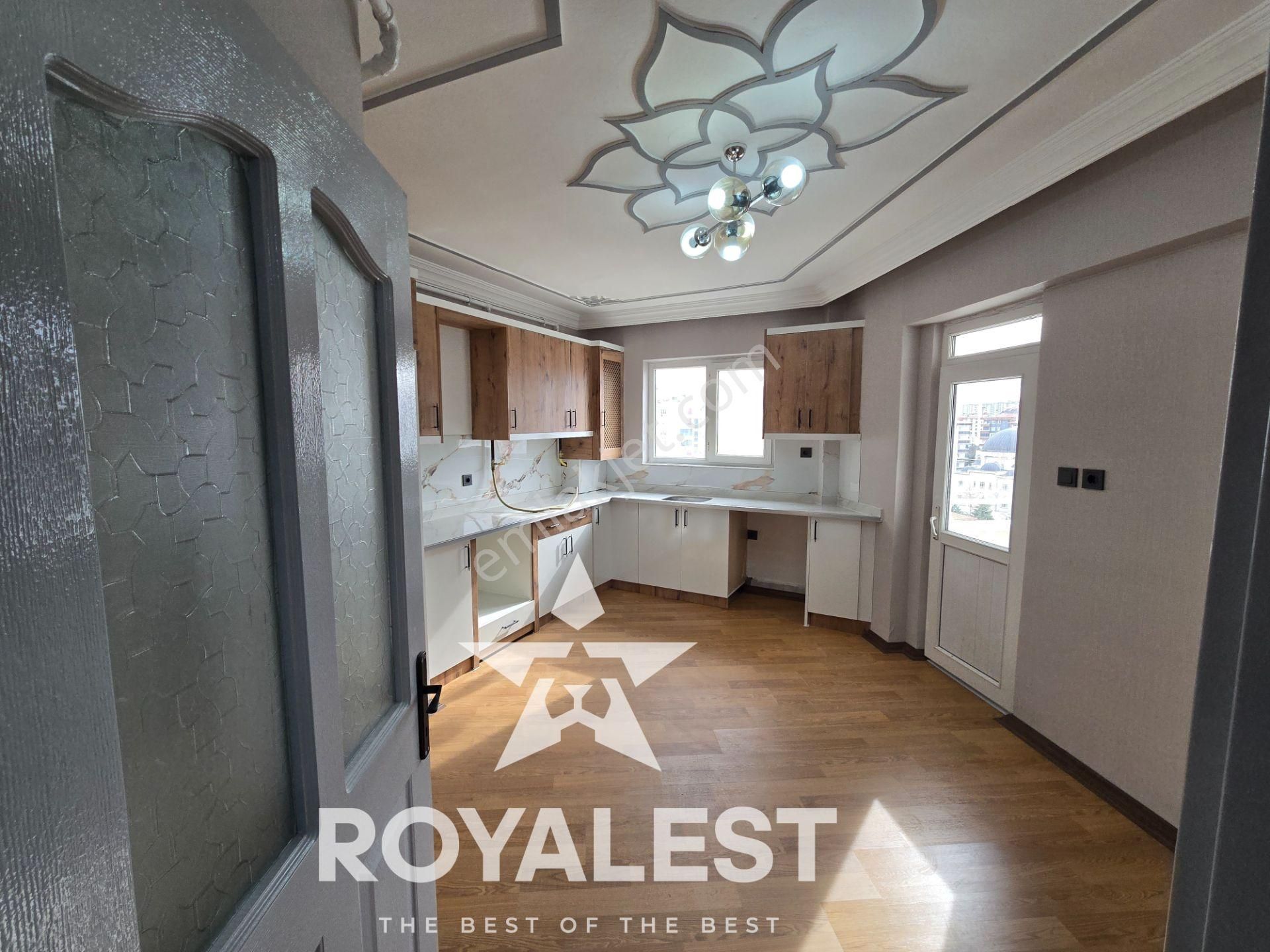 Royalest'ten Tramvaya Yakın Site İçi Ara Kat Full Yapılı 3+1 - Görsel 9