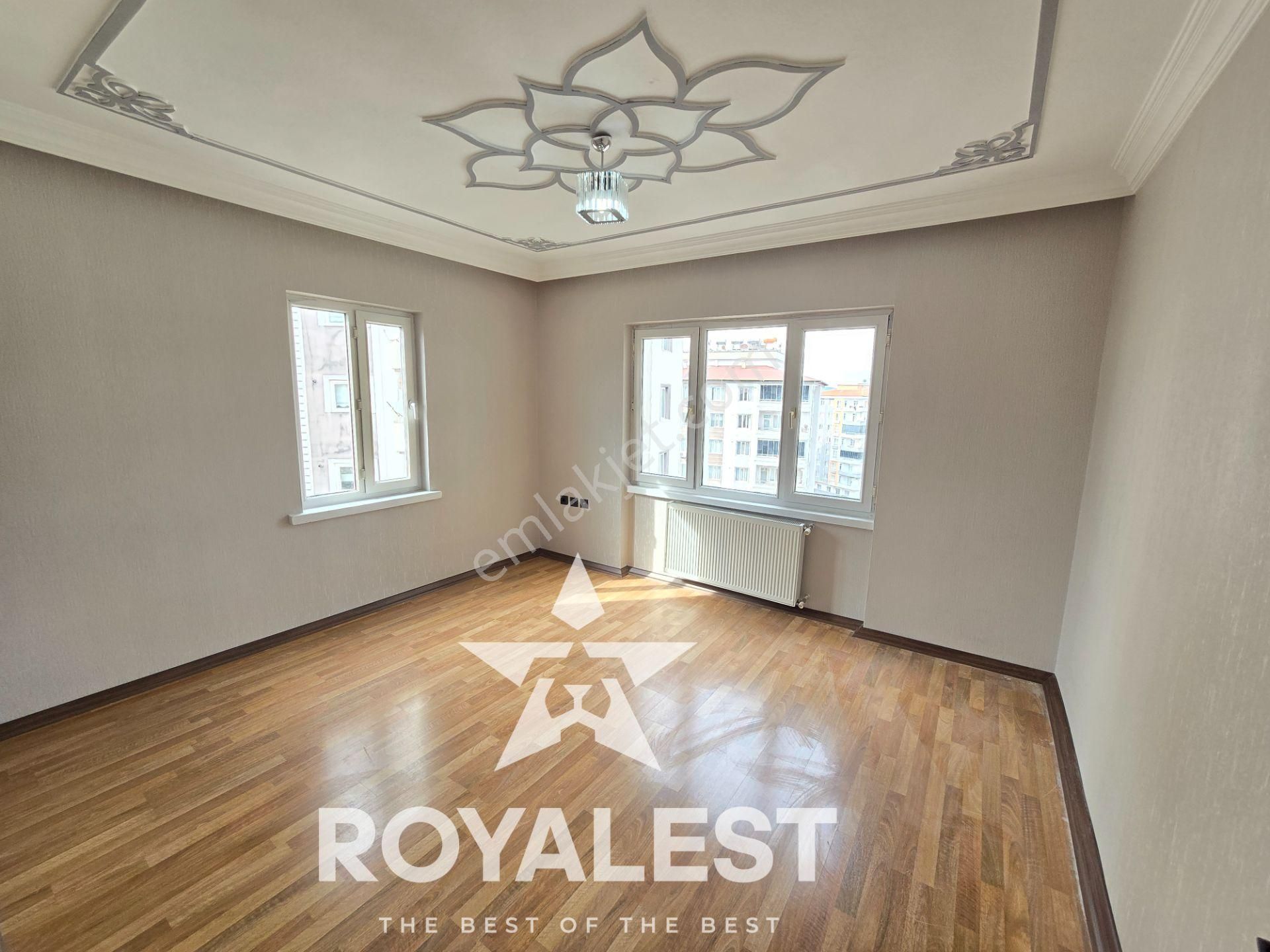 Royalest'ten Tramvaya Yakın Site İçi Ara Kat Full Yapılı 3+1 - Görsel 7