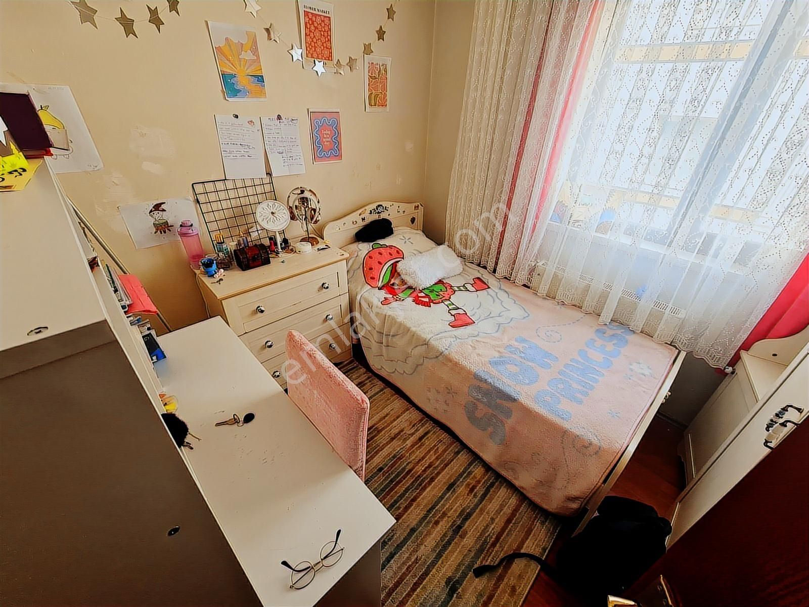 Cadde Üzeri- Belediye-adliye Ek Binası-trene Yürüme Mesafesi 3+1 - Görsel 13