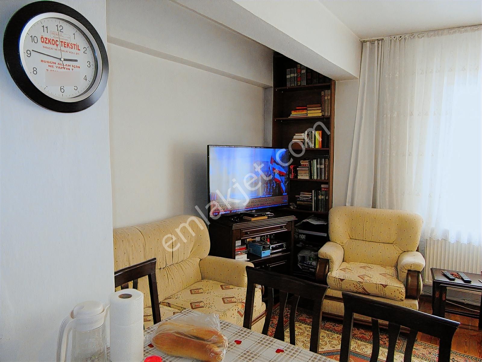 Çeliktepe Mahallesinde 1+1 80m2 Eşyalı Satılık Daire