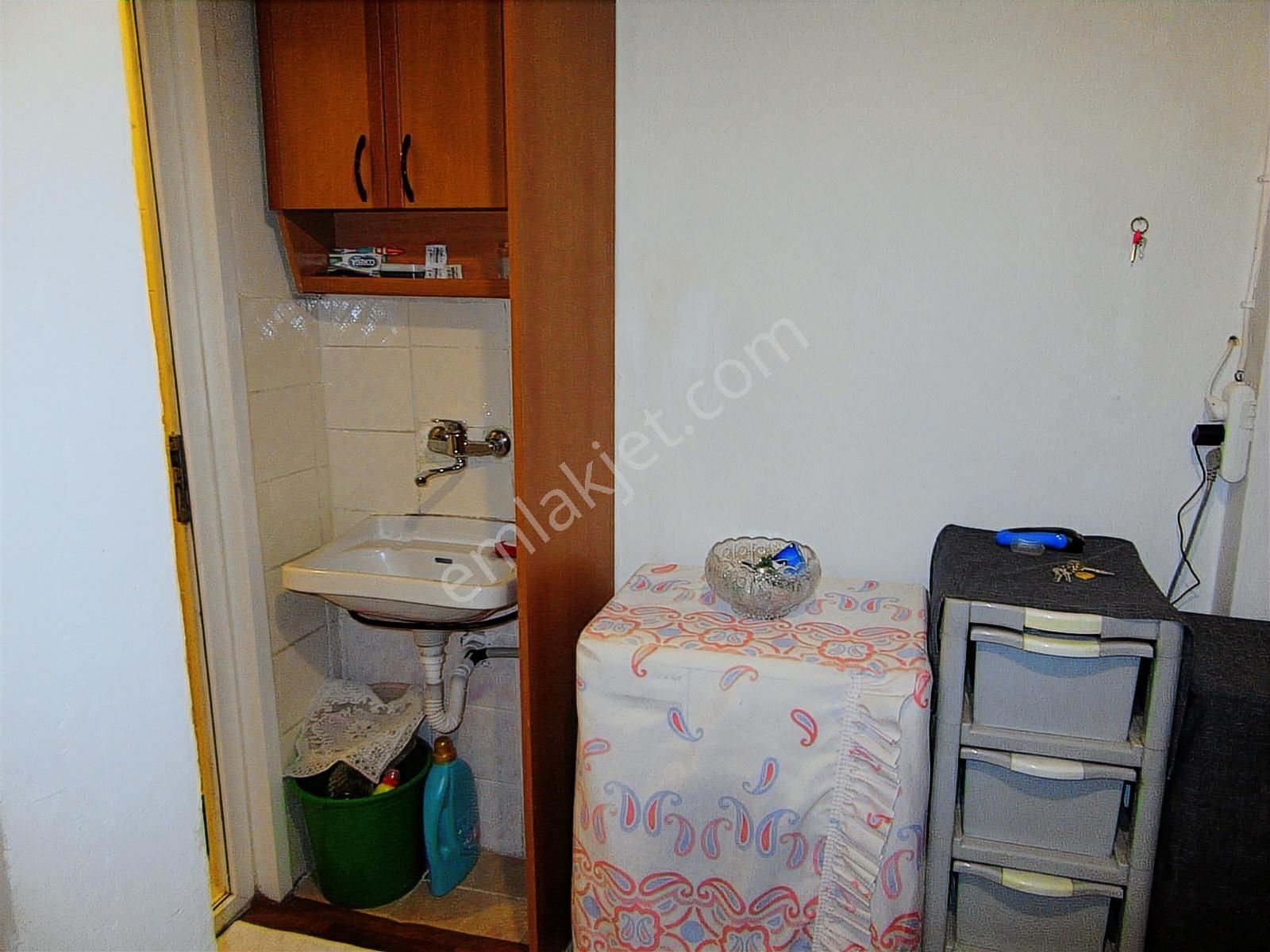 Çeliktepe Mahallesinde 1+1 80m2 Eşyalı Satılık Daire - Görsel 15